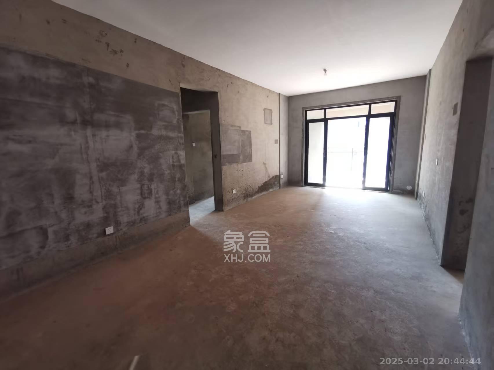 东方名苑臻锦园 0室0厅0卫 75.8万 东方名苑臻锦园 0室0厅0卫 75.8万客厅