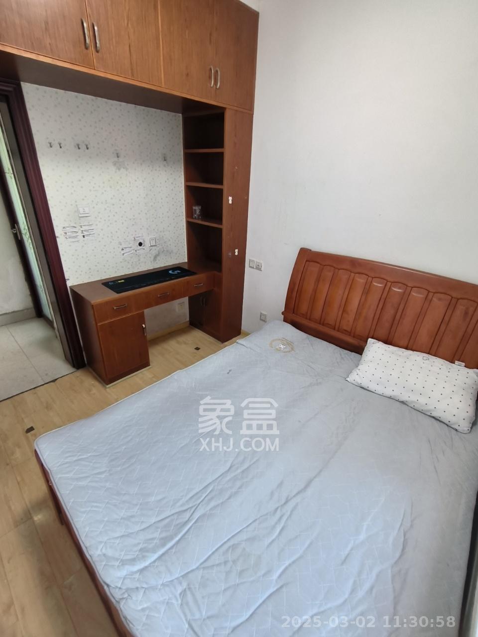 迎新佳苑  2室2廳1衛(wèi)   2100.00元/月室內(nèi)圖