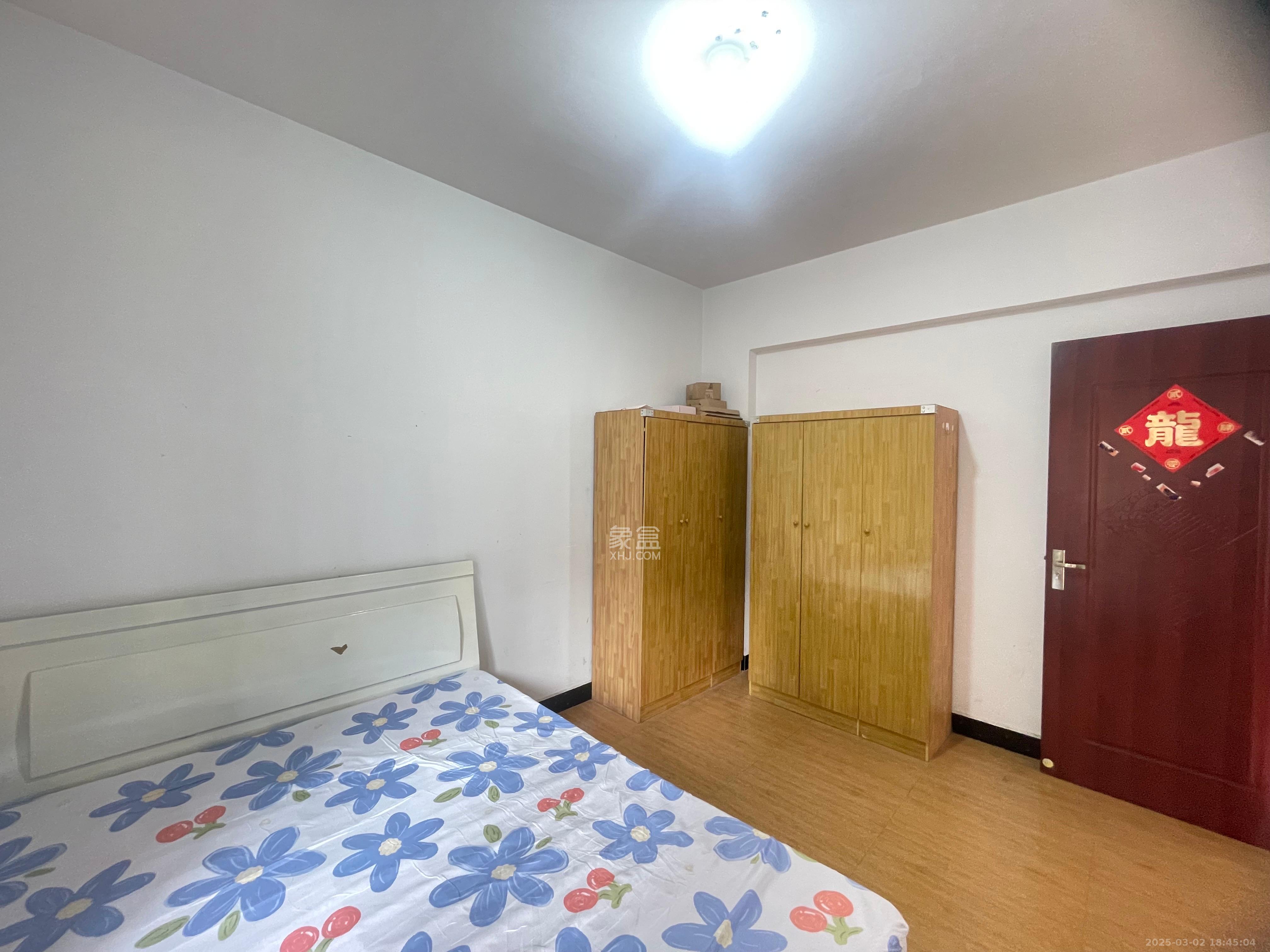 月畔湾 2室2厅1卫 2100.0元/月 月畔湾 2室2厅1卫 2100.0元/月室内图