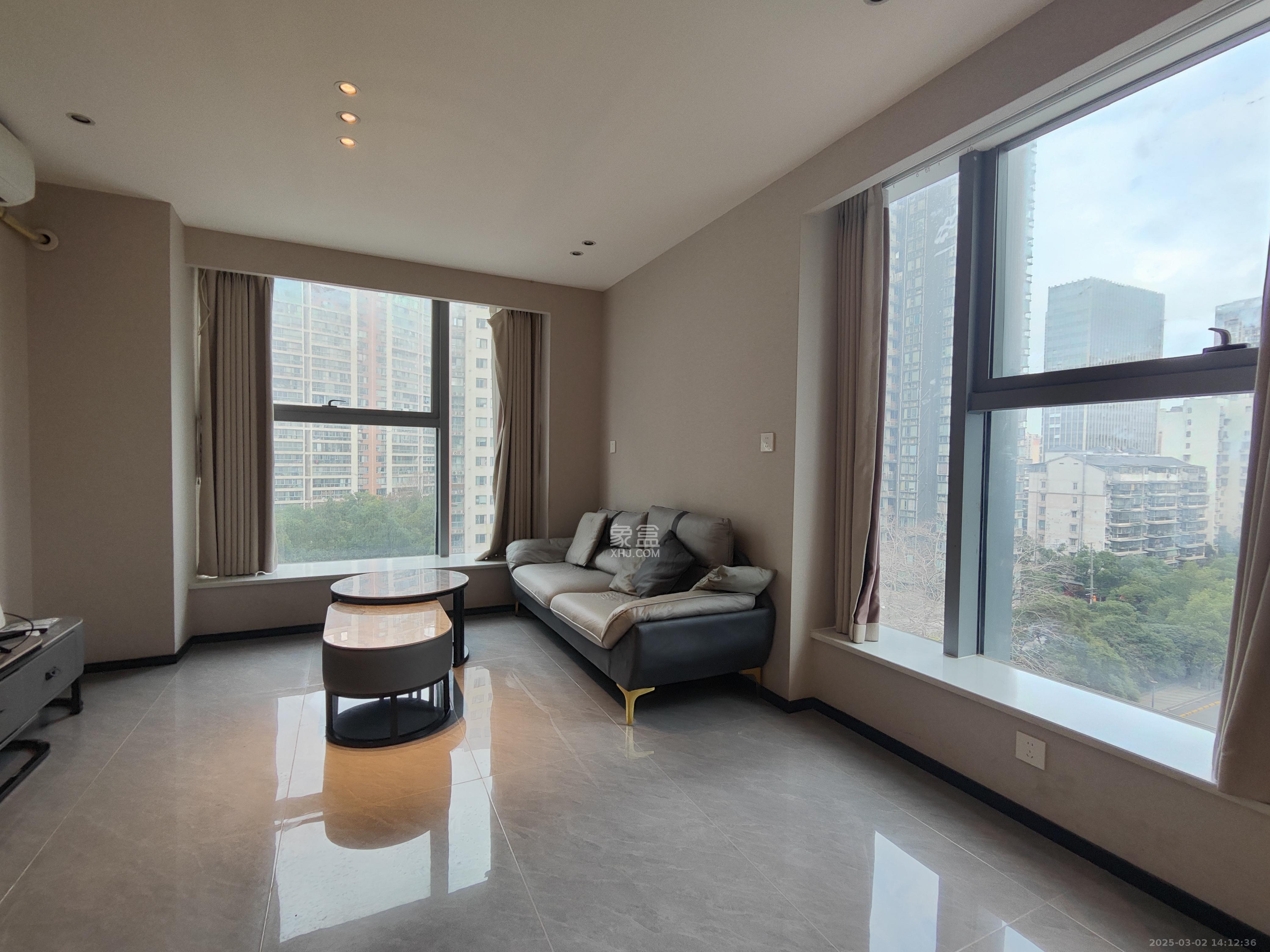 君悦新天地  1室0厅0卫    2700.0元/月室内图