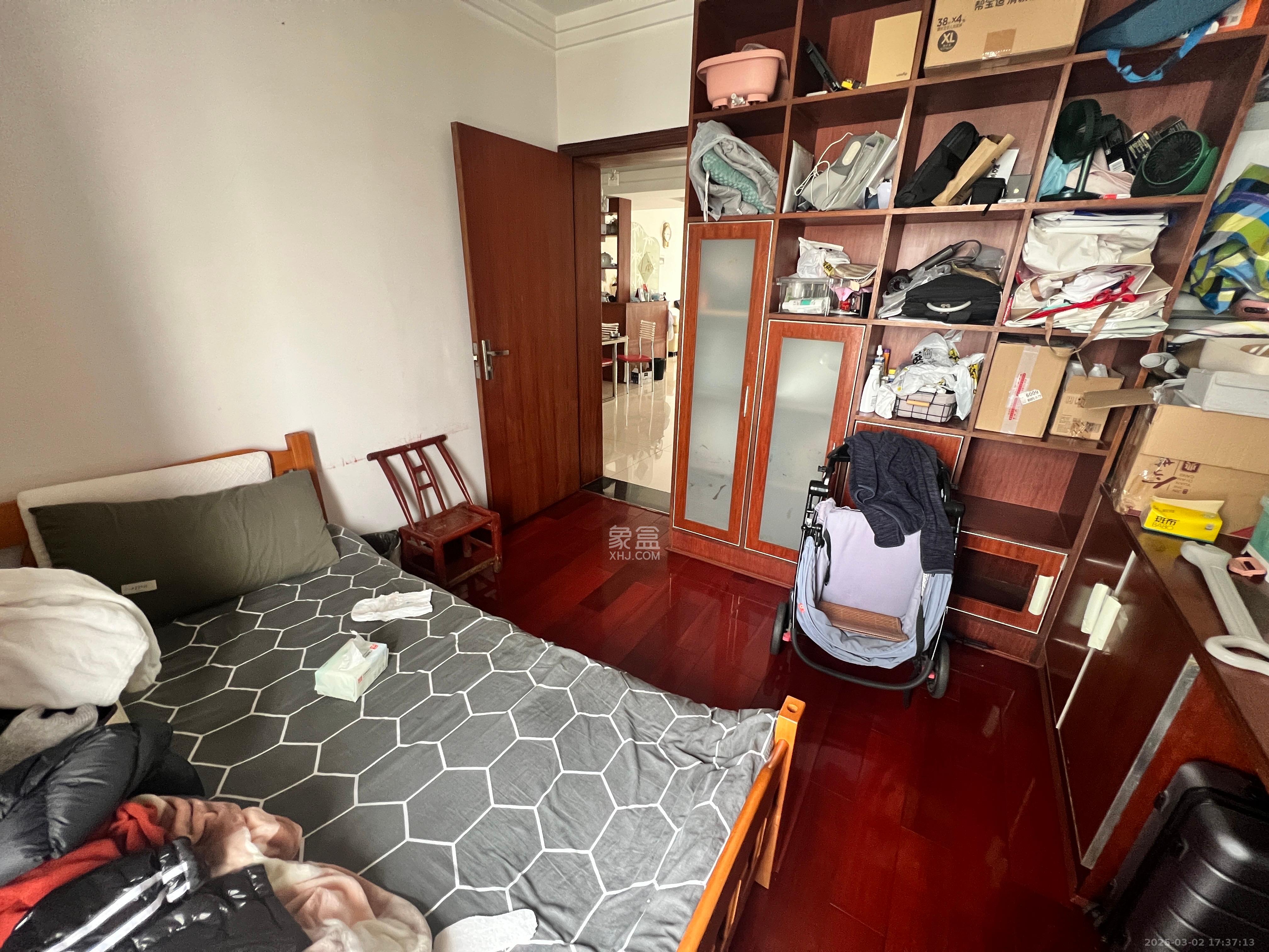 麓谷E家人 3室2厅2卫 2600.0元/月 麓谷E家人 3室2厅2卫 2600.0元/月室内图