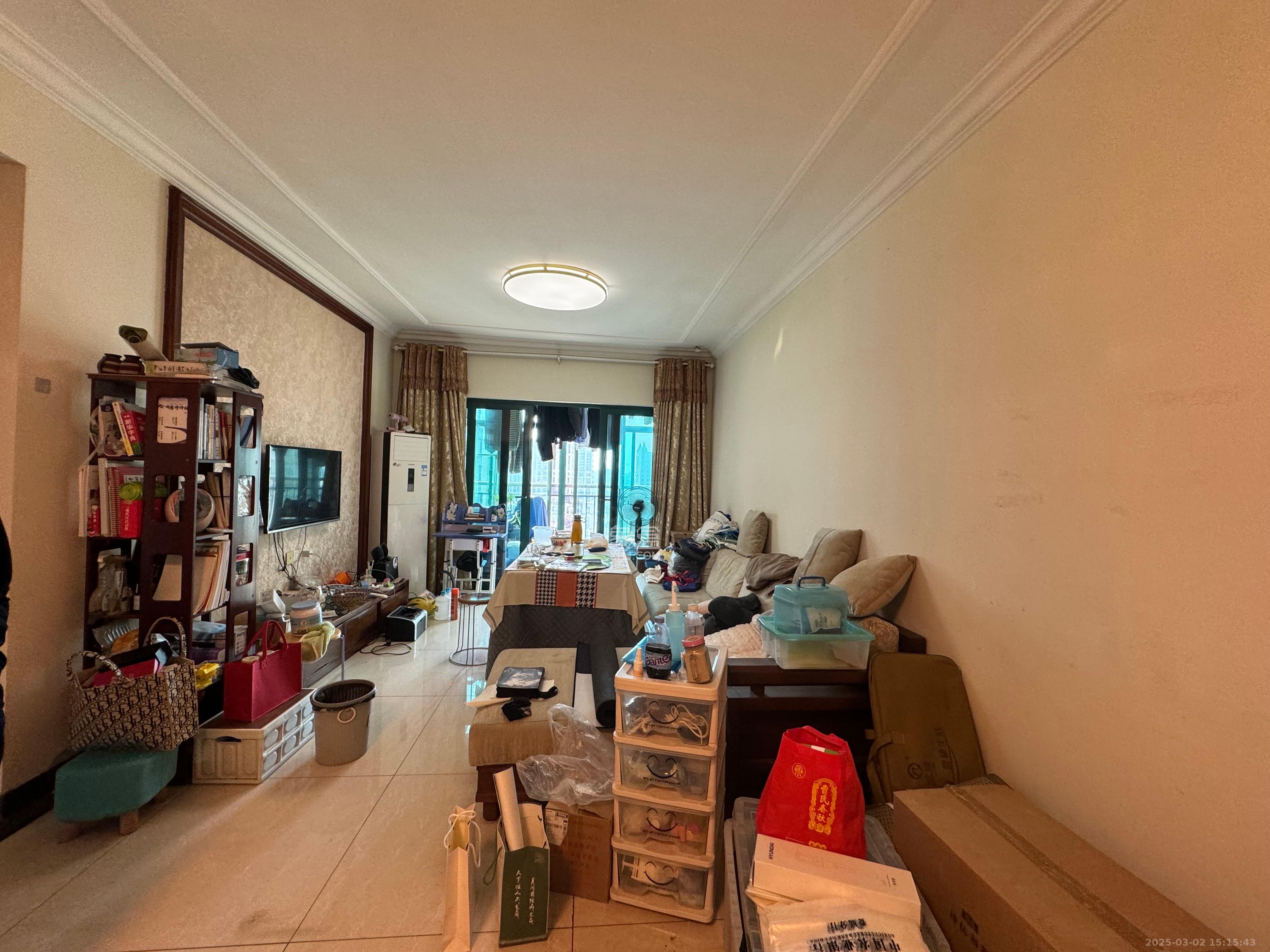 恒大绿洲 3室2厅1卫 2800.0元/月 恒大绿洲 3室2厅1卫 2800.0元/月室内图