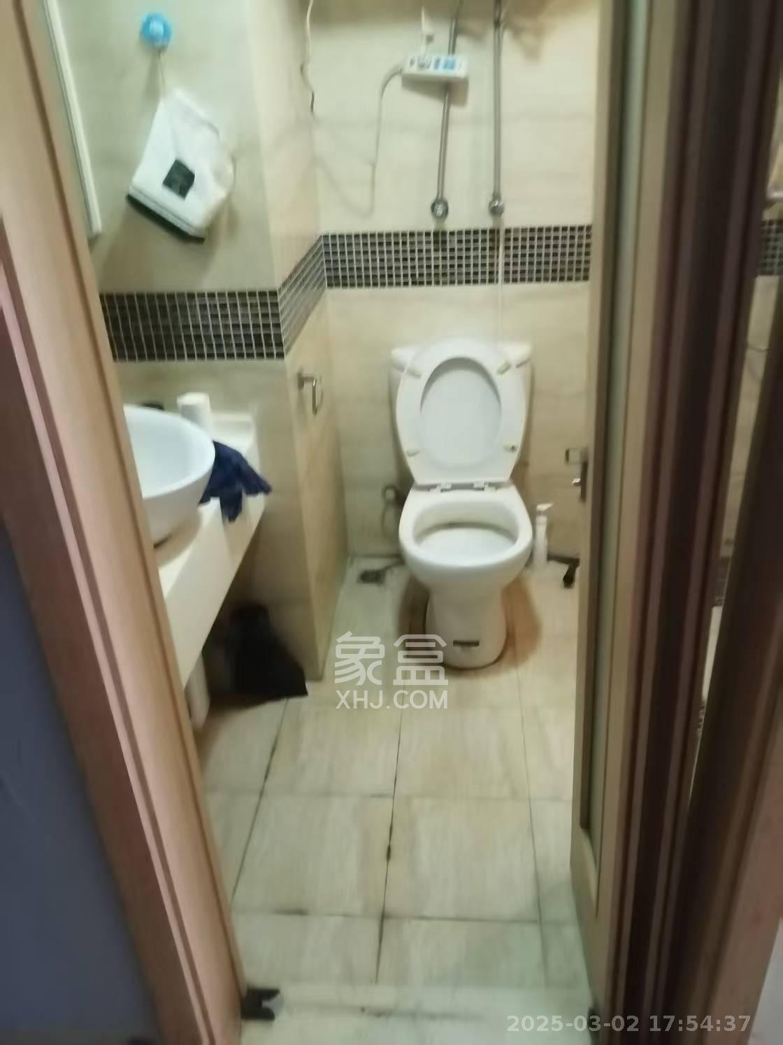 万科金域华府一期  1室1厅1卫   1300.00元/月室内图