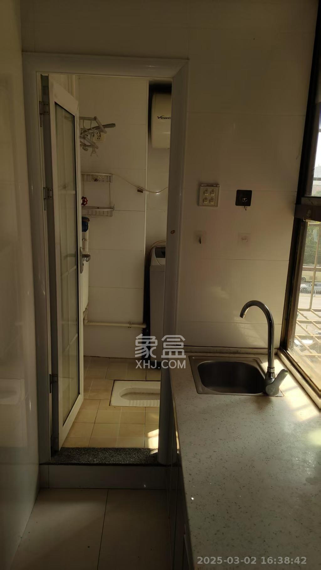 润泽园 1室0厅0卫 2600.0元/月 润泽园 1室0厅0卫 2600.0元/月室内图