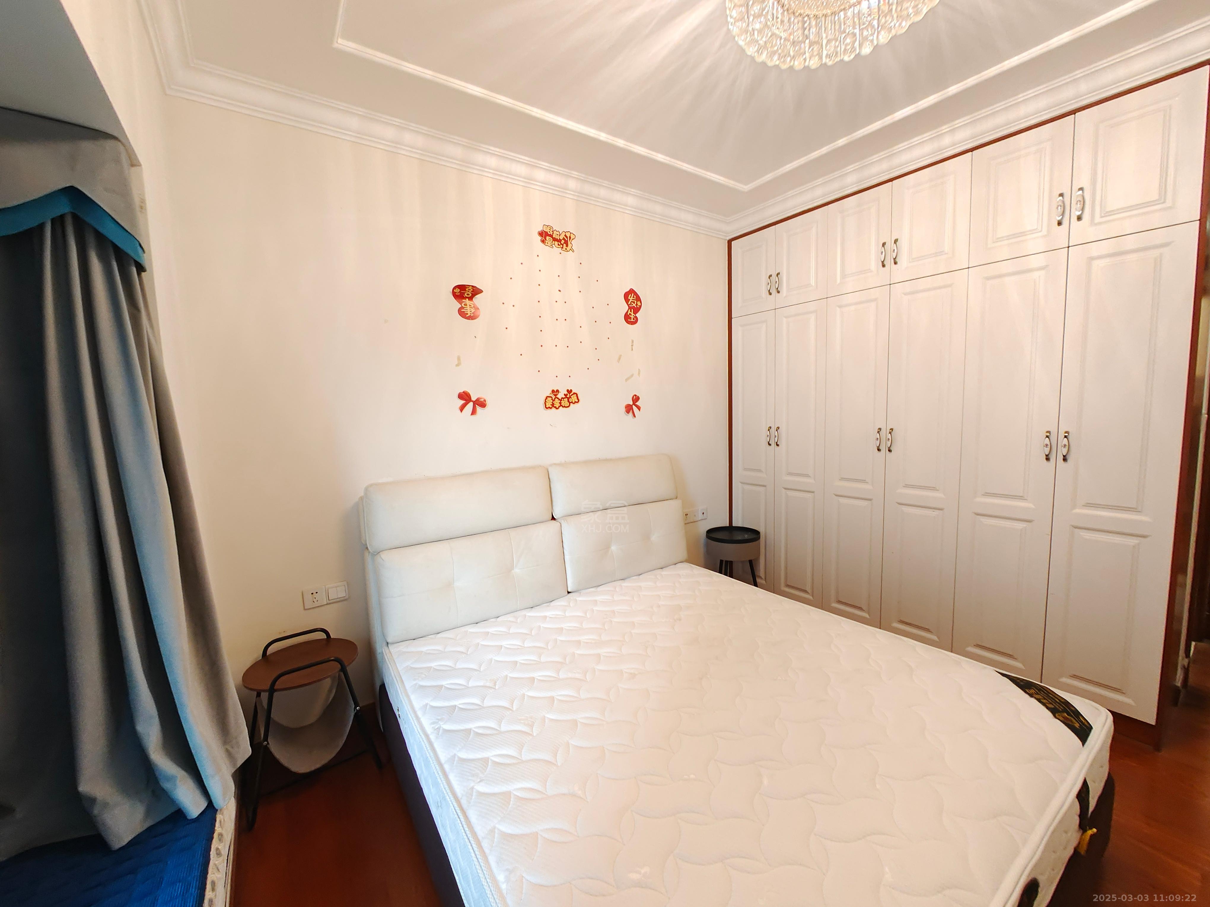 恒大华府 1室1厅1卫 2500.0元/月 恒大华府 1室1厅1卫 2500.0元/月室内图