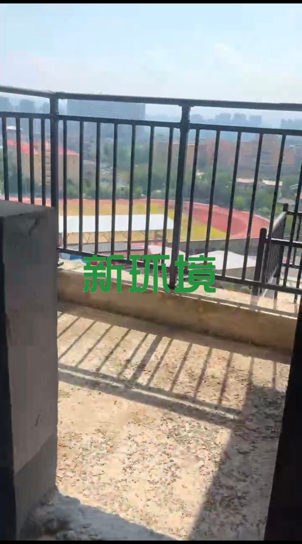 山城上品 3室2厅2卫 72.0万 山城上品 3室2厅2卫 72.0万客厅