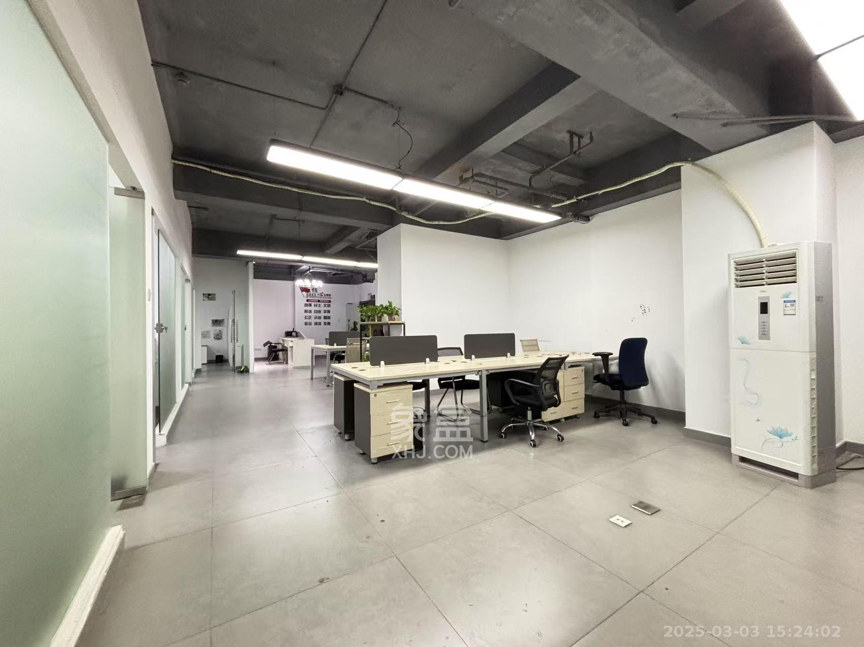 奥克斯缔壹城 1室1厅1卫 1600.0元/月 奥克斯缔壹城 1室1厅1卫 1600.0元/月室内图