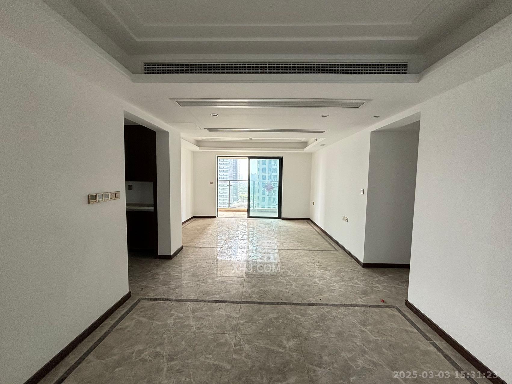 绿地长沙城际空间站(绿地新里佳苑)  5室2厅2卫    5000.0元/月 绿地长沙城际空间站(绿地新里佳苑)  5室2厅2卫    5000.0元/月