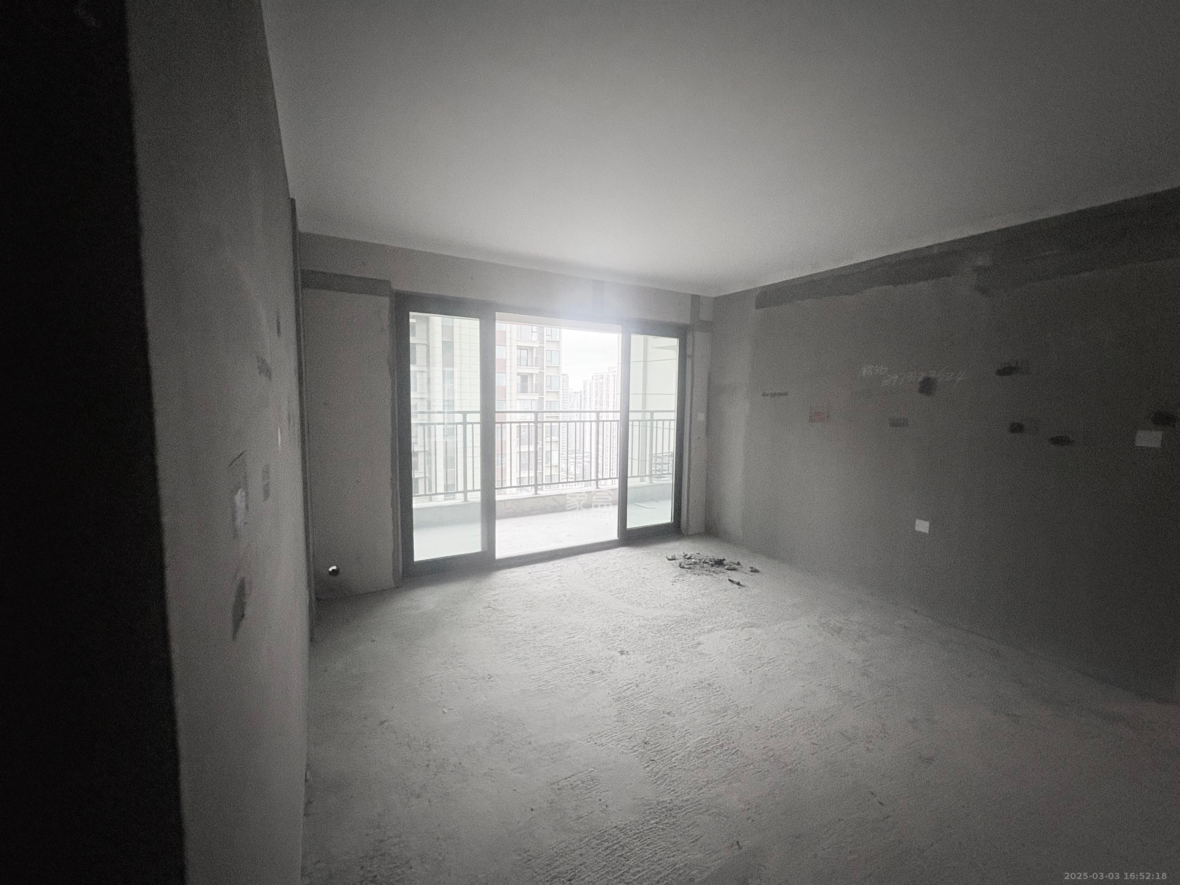 大都汇天悦(保利大都汇三期)  3室1厅2卫    1800.0元/月 大都汇天悦(保利大都汇三期)  3室1厅2卫    1800.0元/月室内图