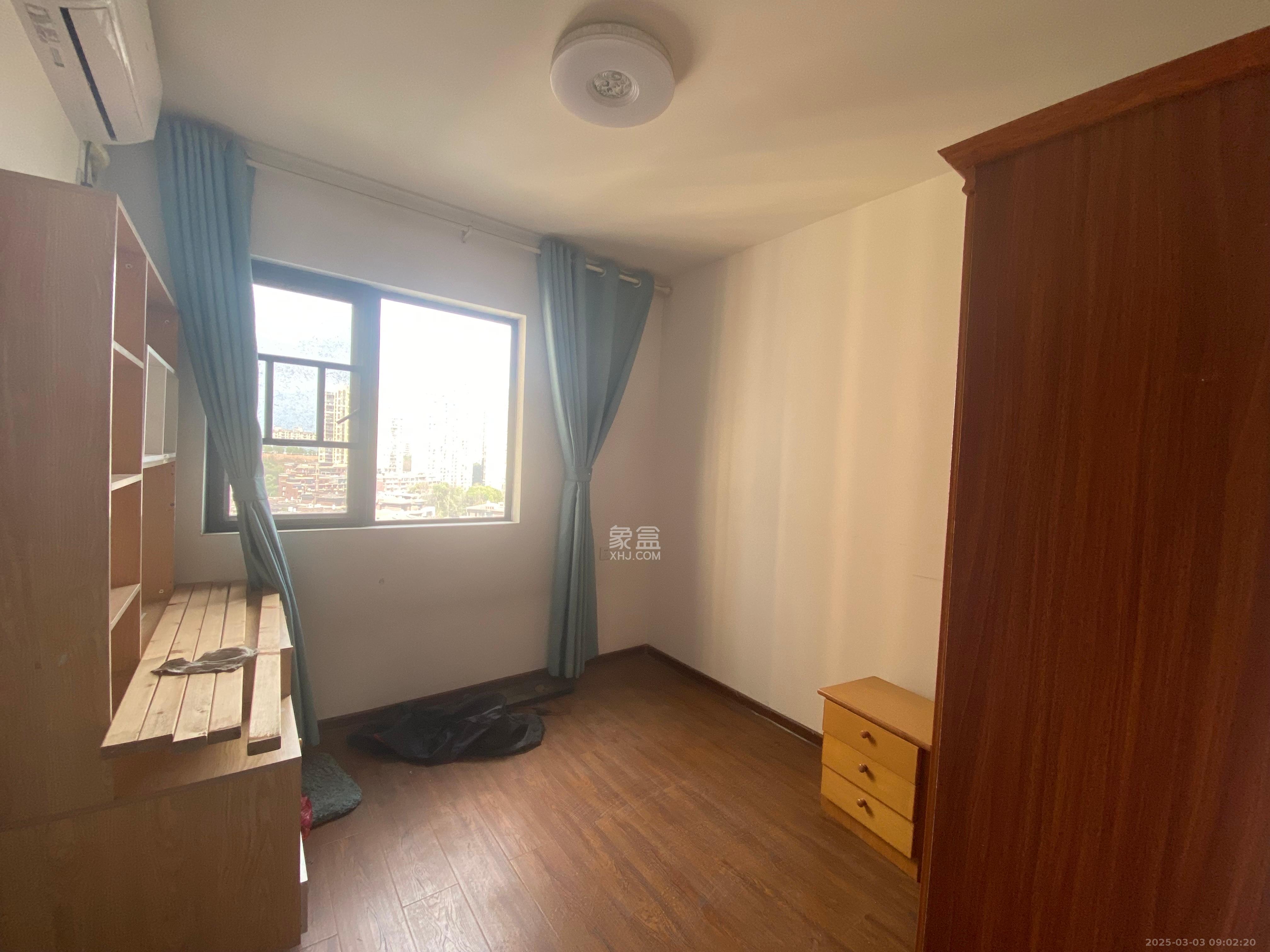 保利城(中航城国际社区、郡原美村) 3室2厅2卫 2000.0元/月 保利城(中航城国际社区、郡原美村) 3室2厅2卫 2000.0元/月室内图