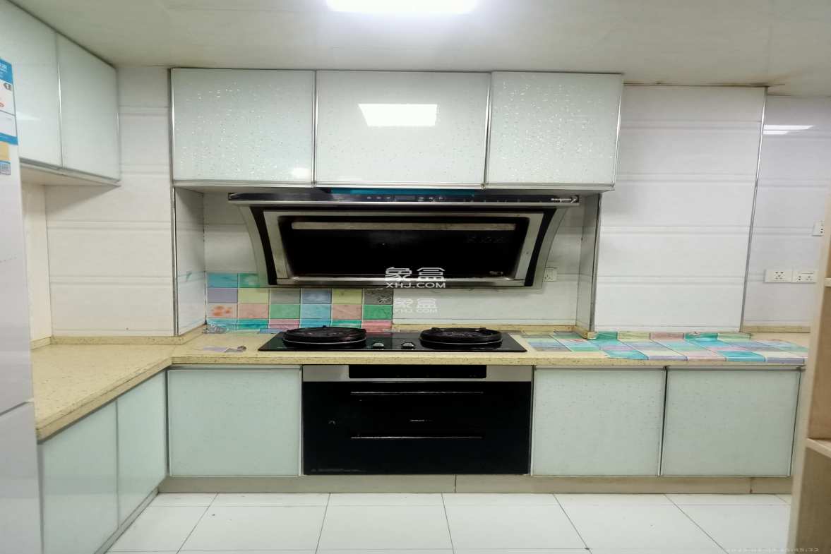 水岸世景  3室2厅1卫    1700.0元/月 水岸世景  3室2厅1卫    1700.0元/月室内图