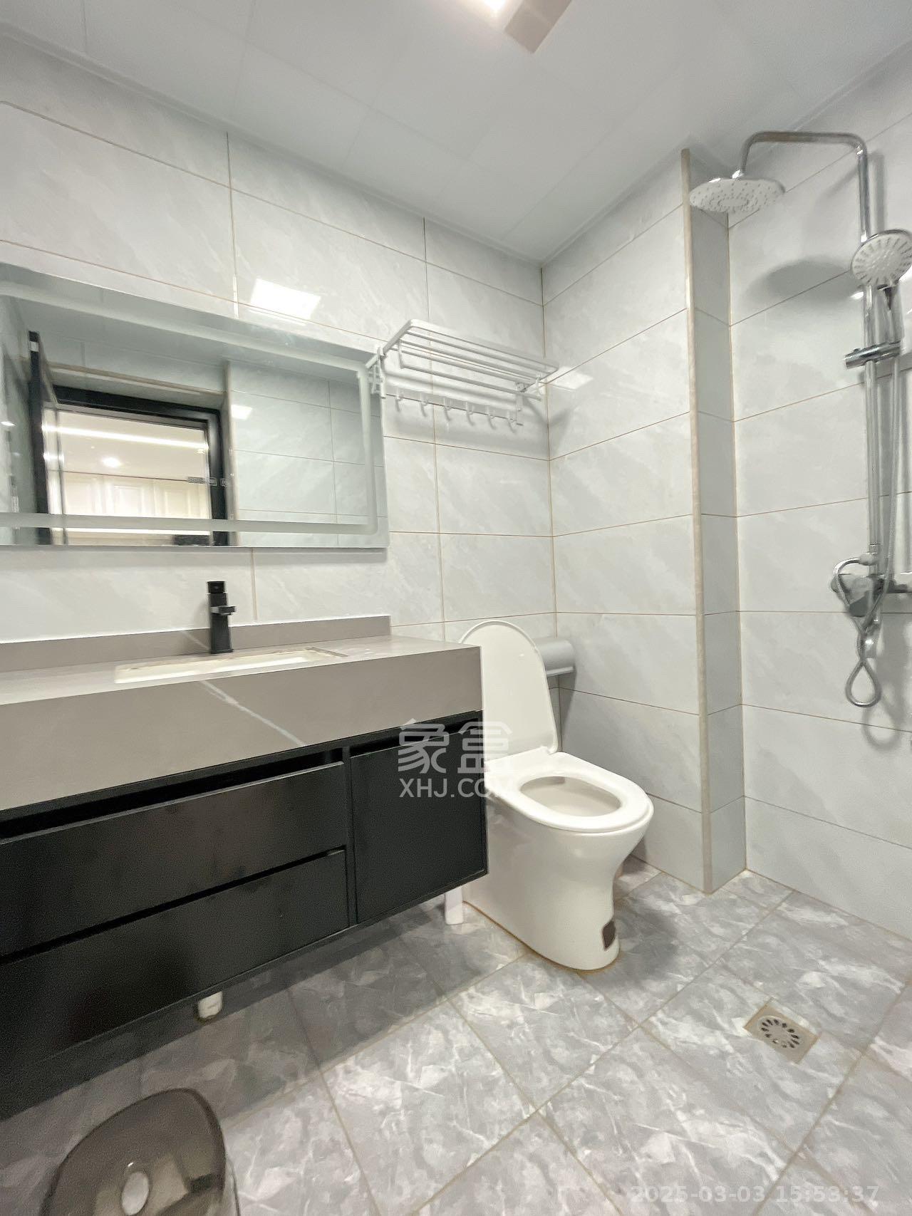 润和国际广场 1室1厅1卫 2500.0元/月 润和国际广场 1室1厅1卫 2500.0元/月室内图