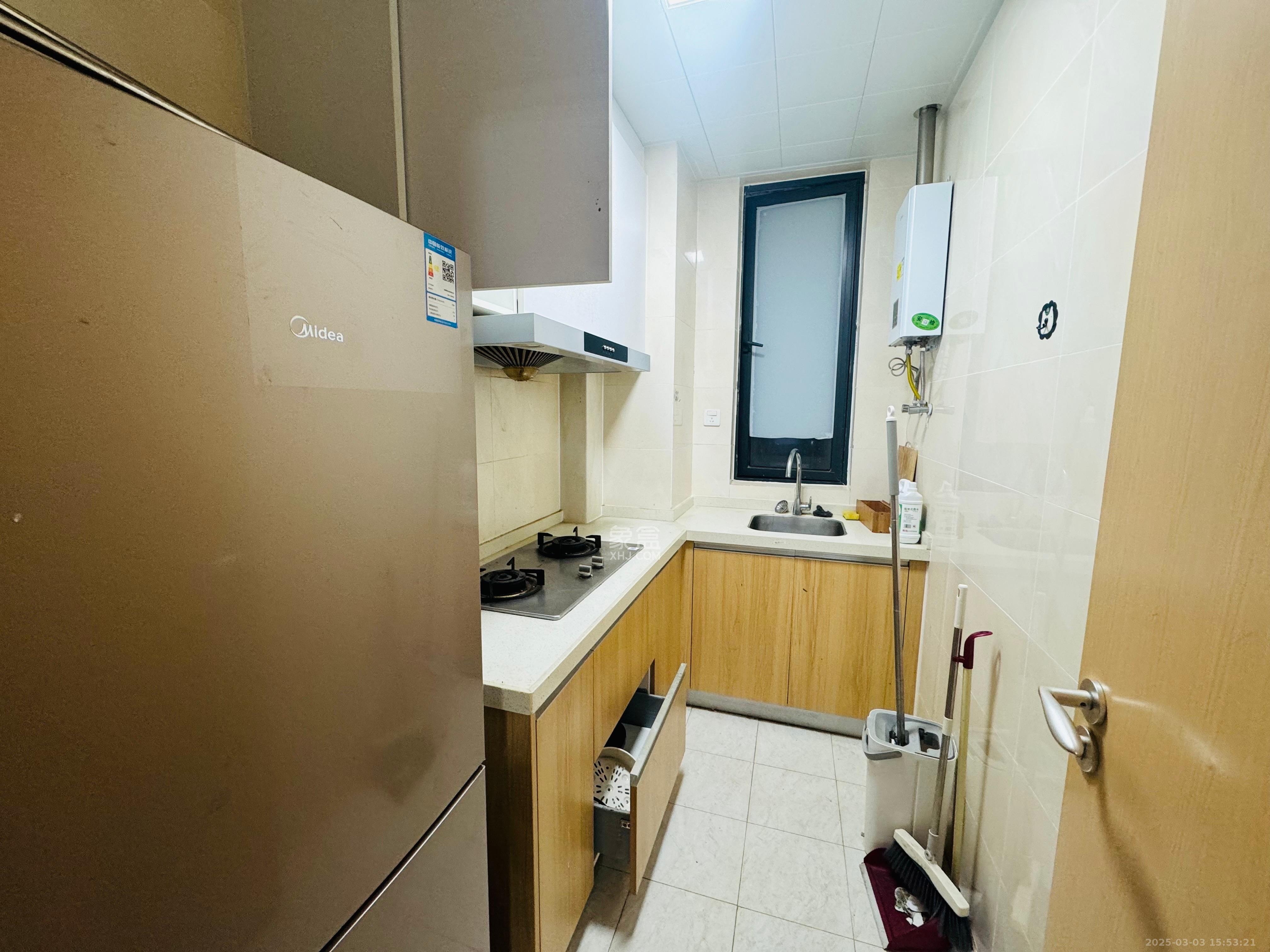 启迪协信中心  1室0厅0卫    2600.0元/月室内图