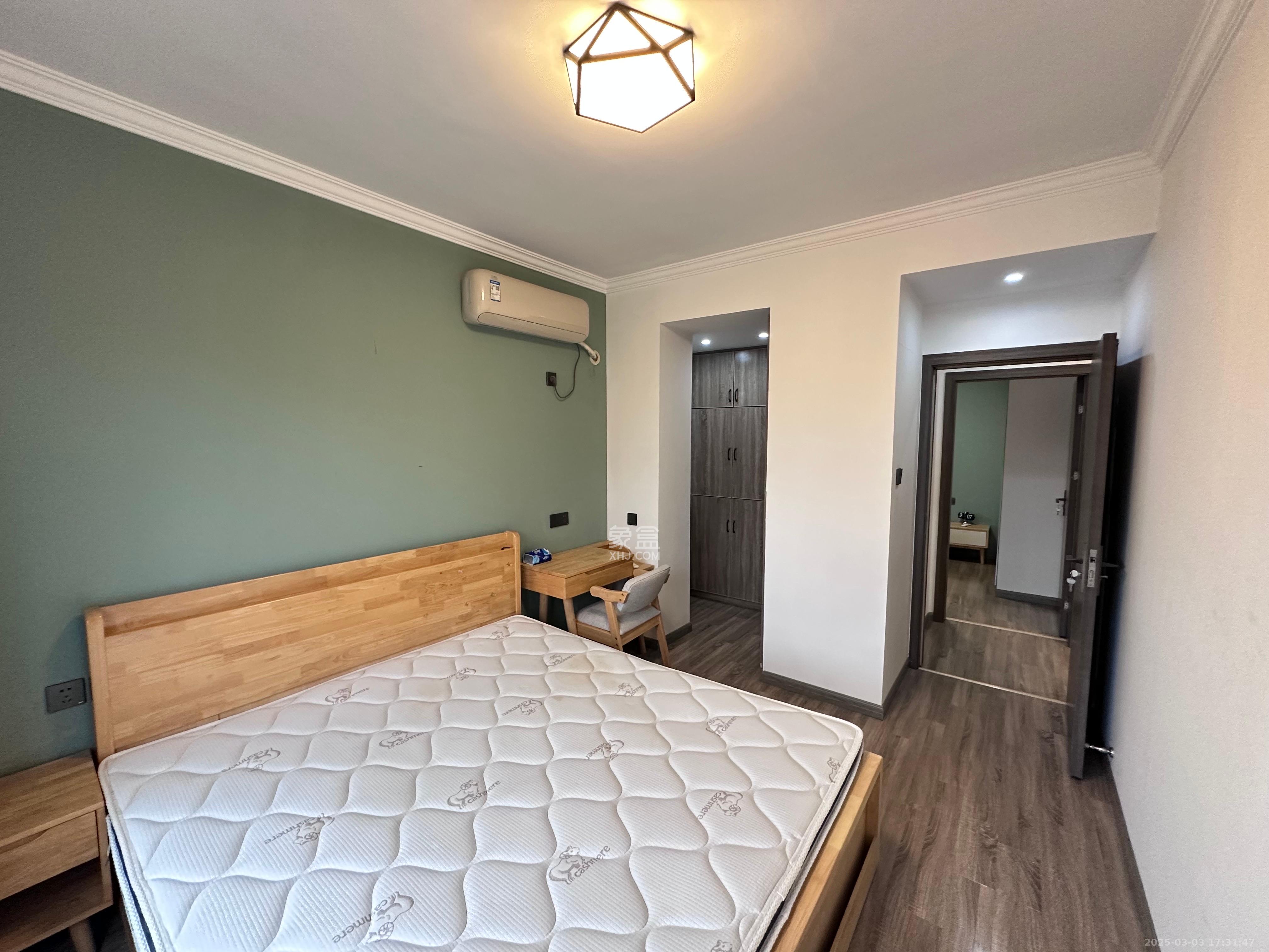 邦盛水岸御园  3室2厅1卫    2100.0元/月 邦盛水岸御园  3室2厅1卫    2100.0元/月室内图