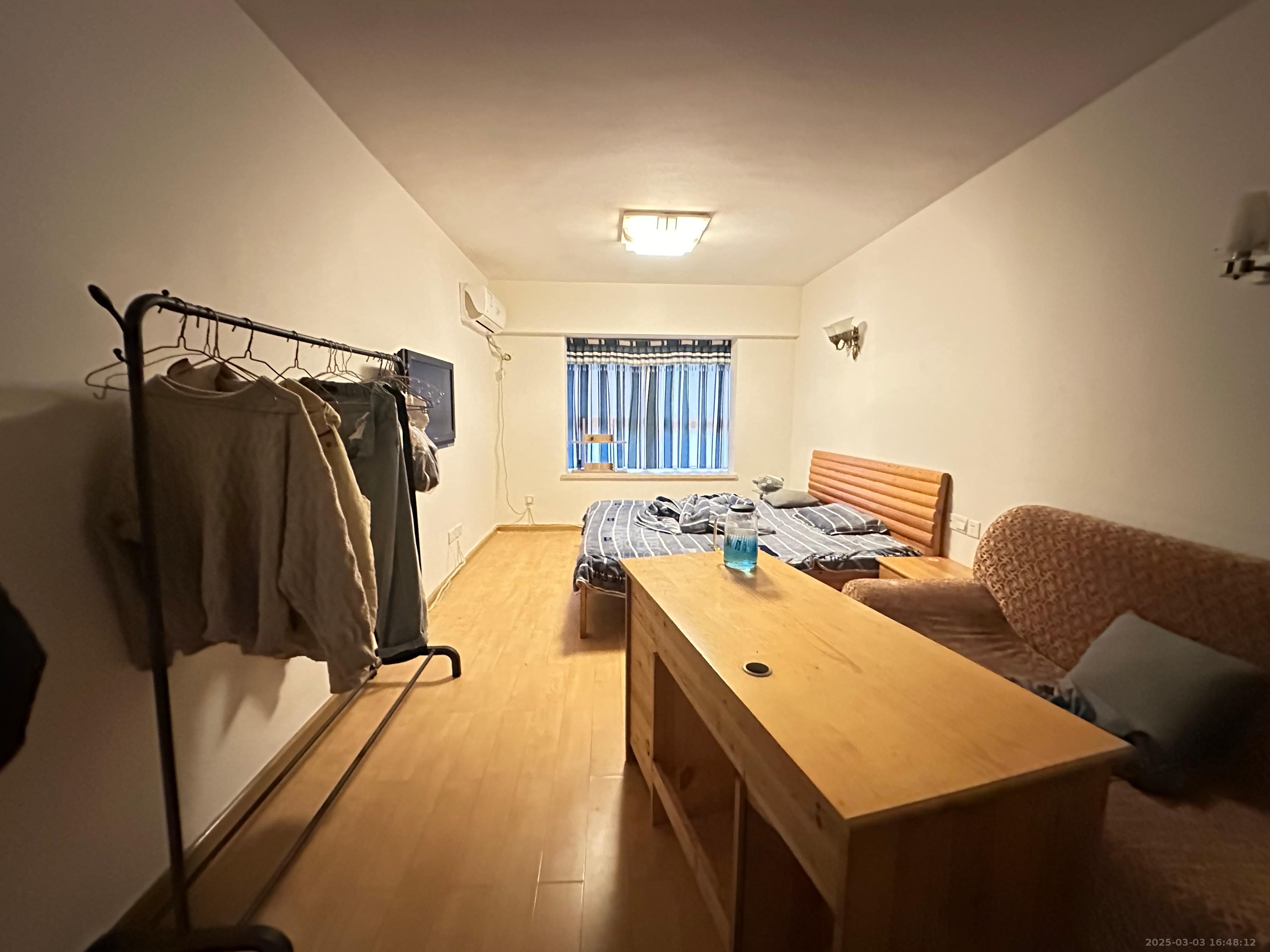 南国嘉苑  2室1厅1卫    2200.0元/月室内图