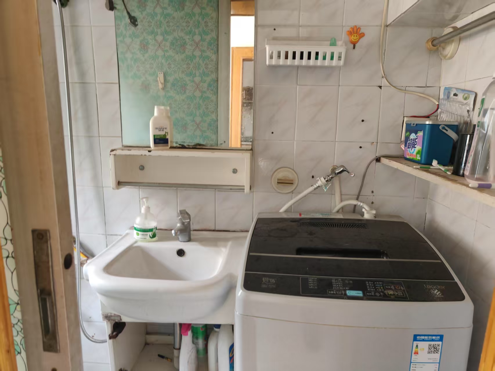 虎形山社区  1室2厅1卫    500.0元/月 虎形山社区  1室2厅1卫    500.0元/月户型图