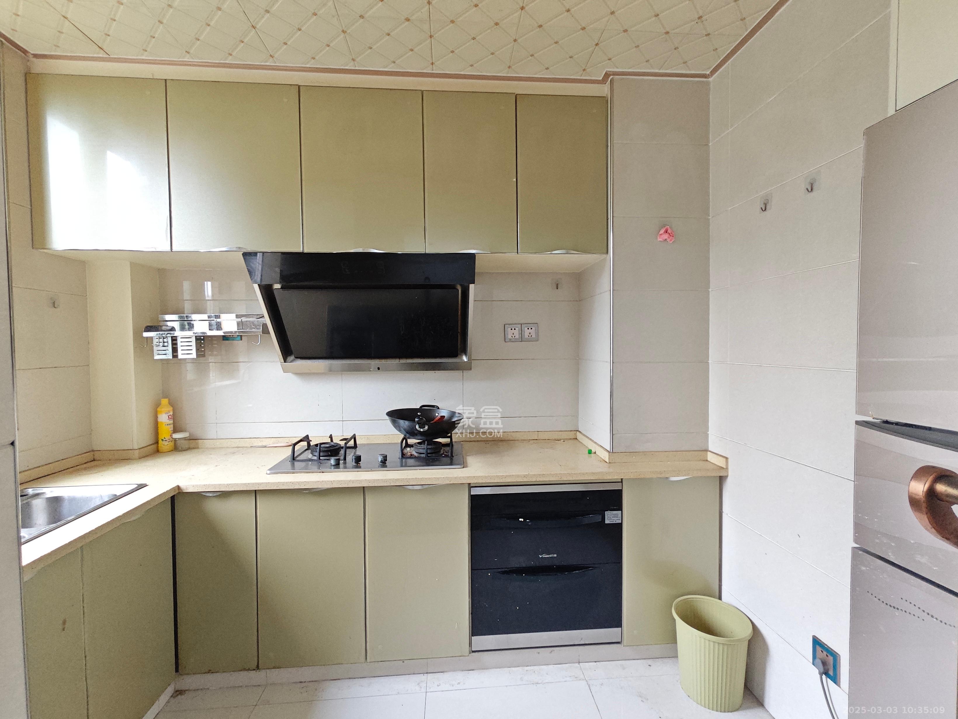 中建麓山和苑 3室2厅1卫 1800.0元/月 中建麓山和苑 3室2厅1卫 1800.0元/月室内图