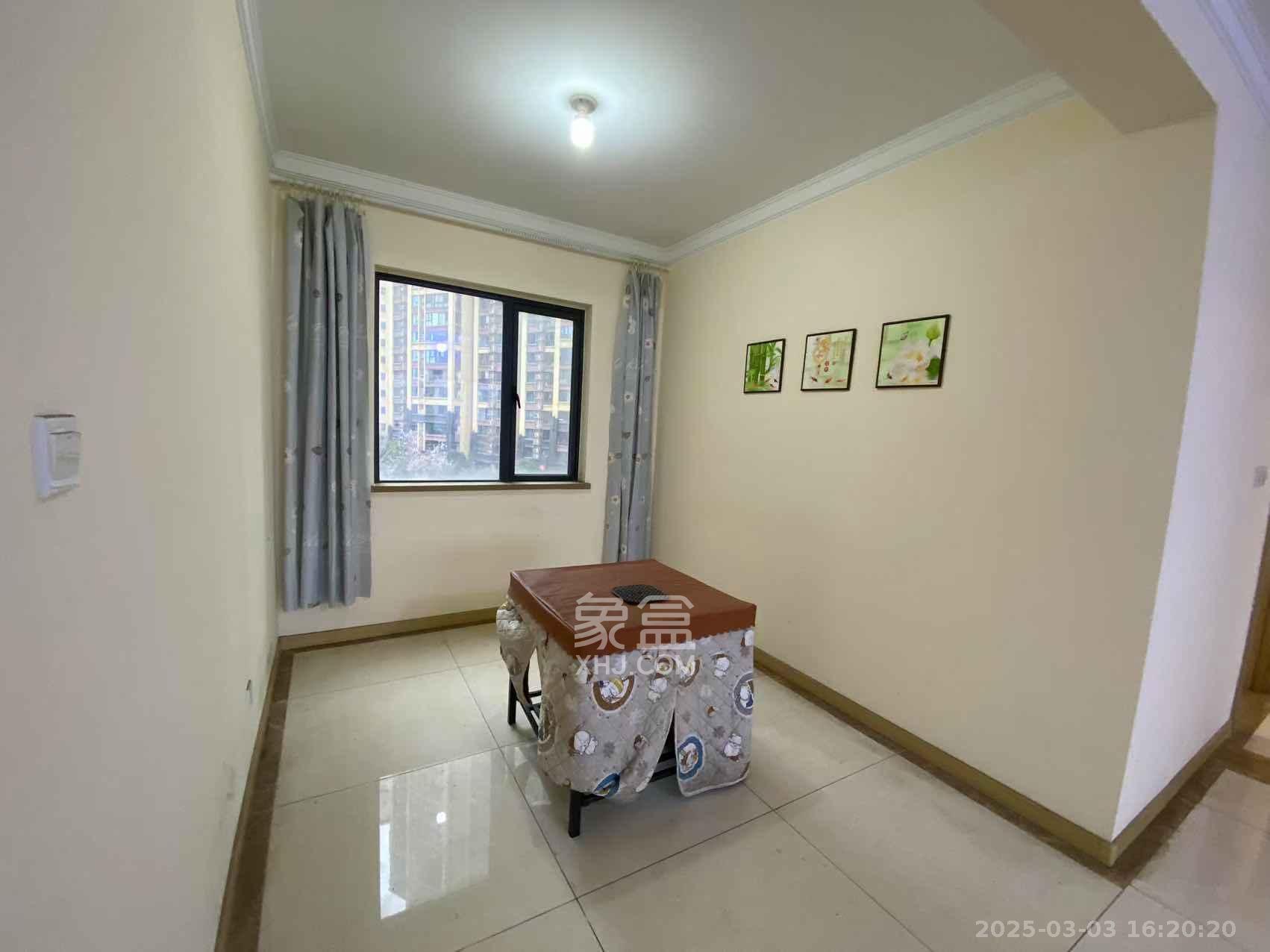 兰亭湾畔 4室2厅2卫 2400.0元/月 兰亭湾畔 4室2厅2卫 2400.0元/月室内图