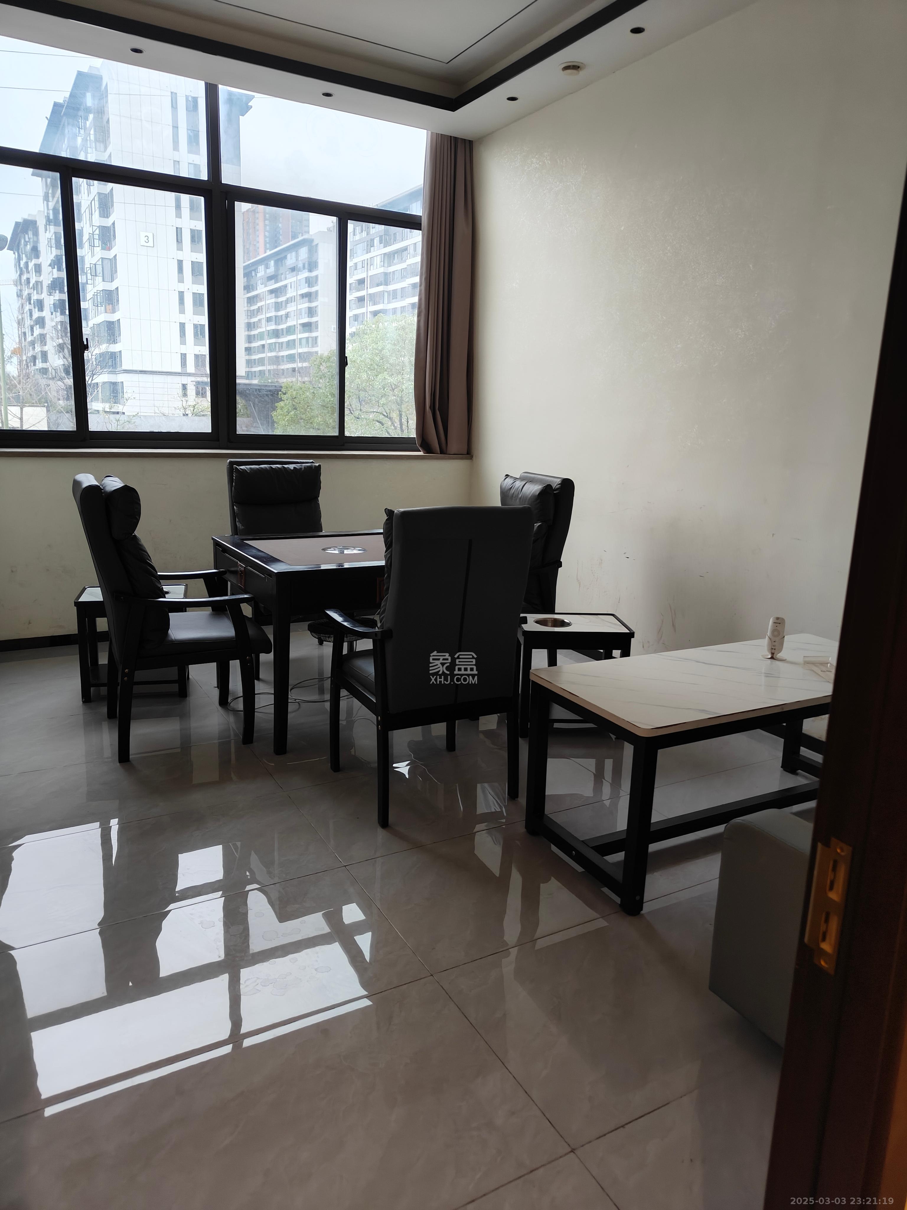 金辉优步星樾   105.65㎡      18000.0元/月室内图