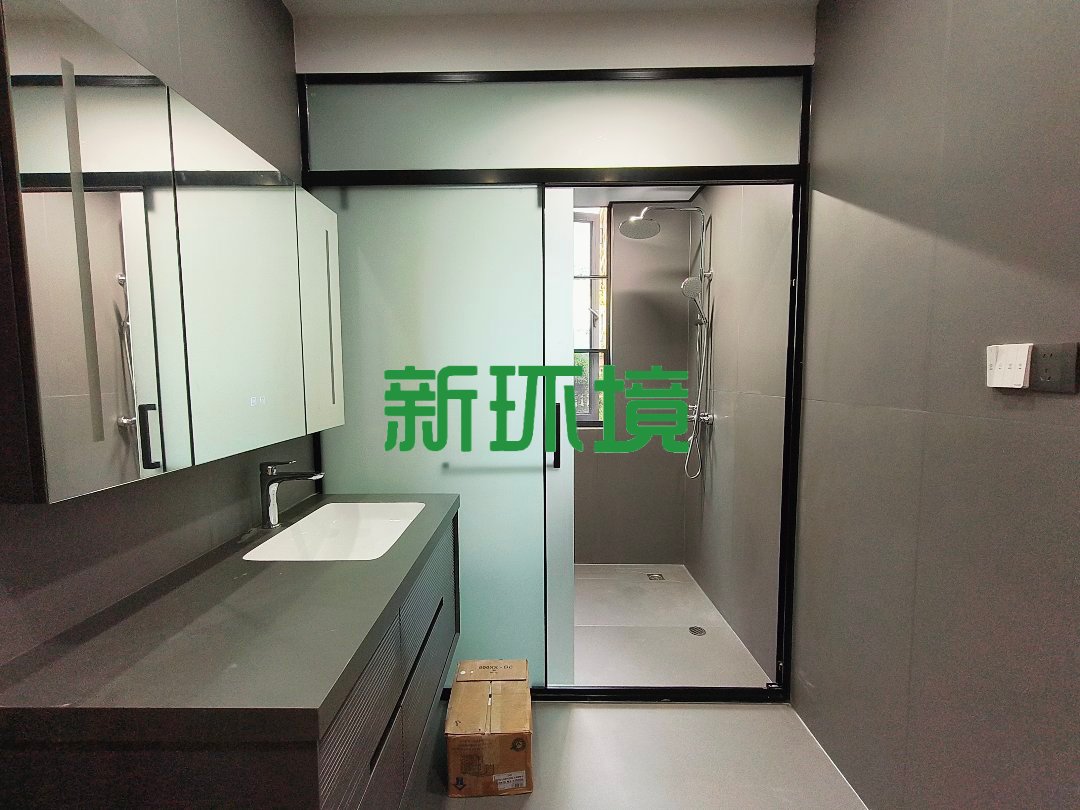 滨江名城  3室2厅2卫   79.80万客厅