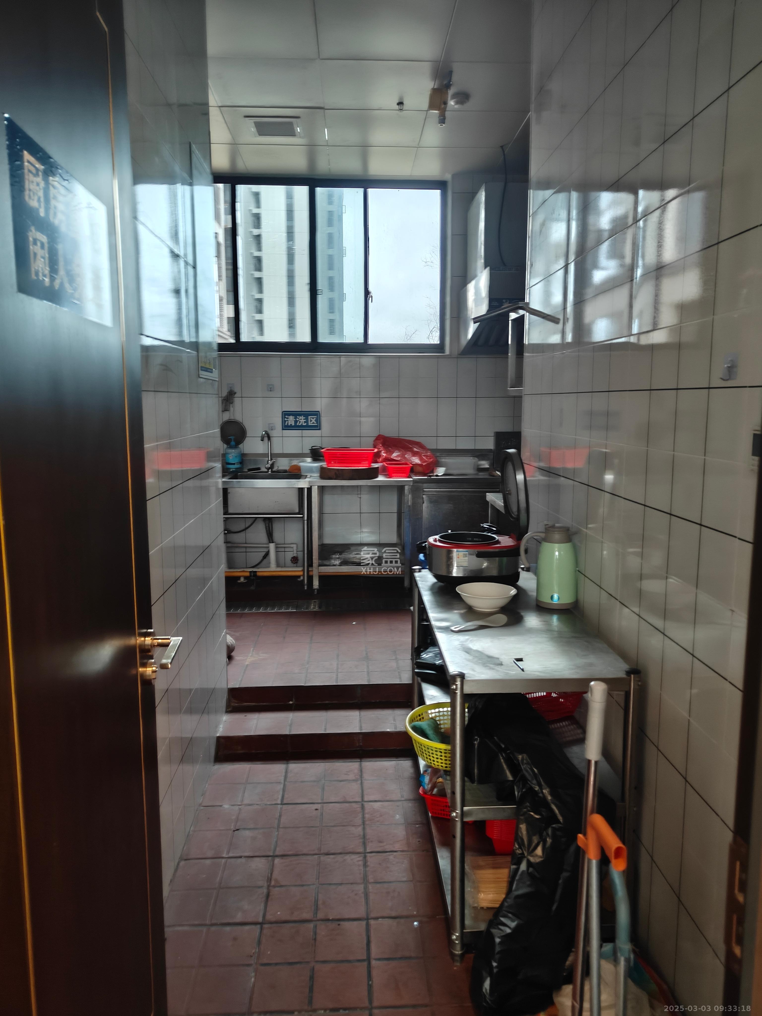 金辉优步星樾   109.94㎡      18000.0元/月室内图