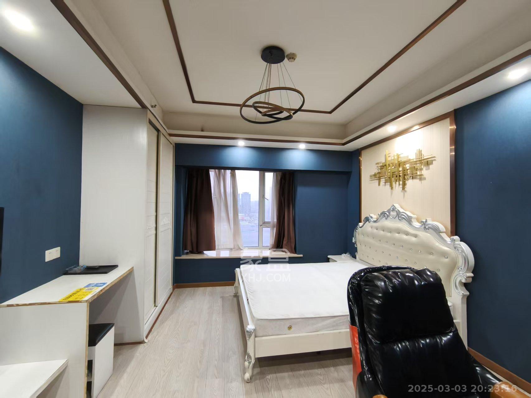 芙蓉万国城MOMA(卓越汇富苑)  1室1厅1卫    1600.0元/月 芙蓉万国城MOMA(卓越汇富苑)  1室1厅1卫    1600.0元/月室内图