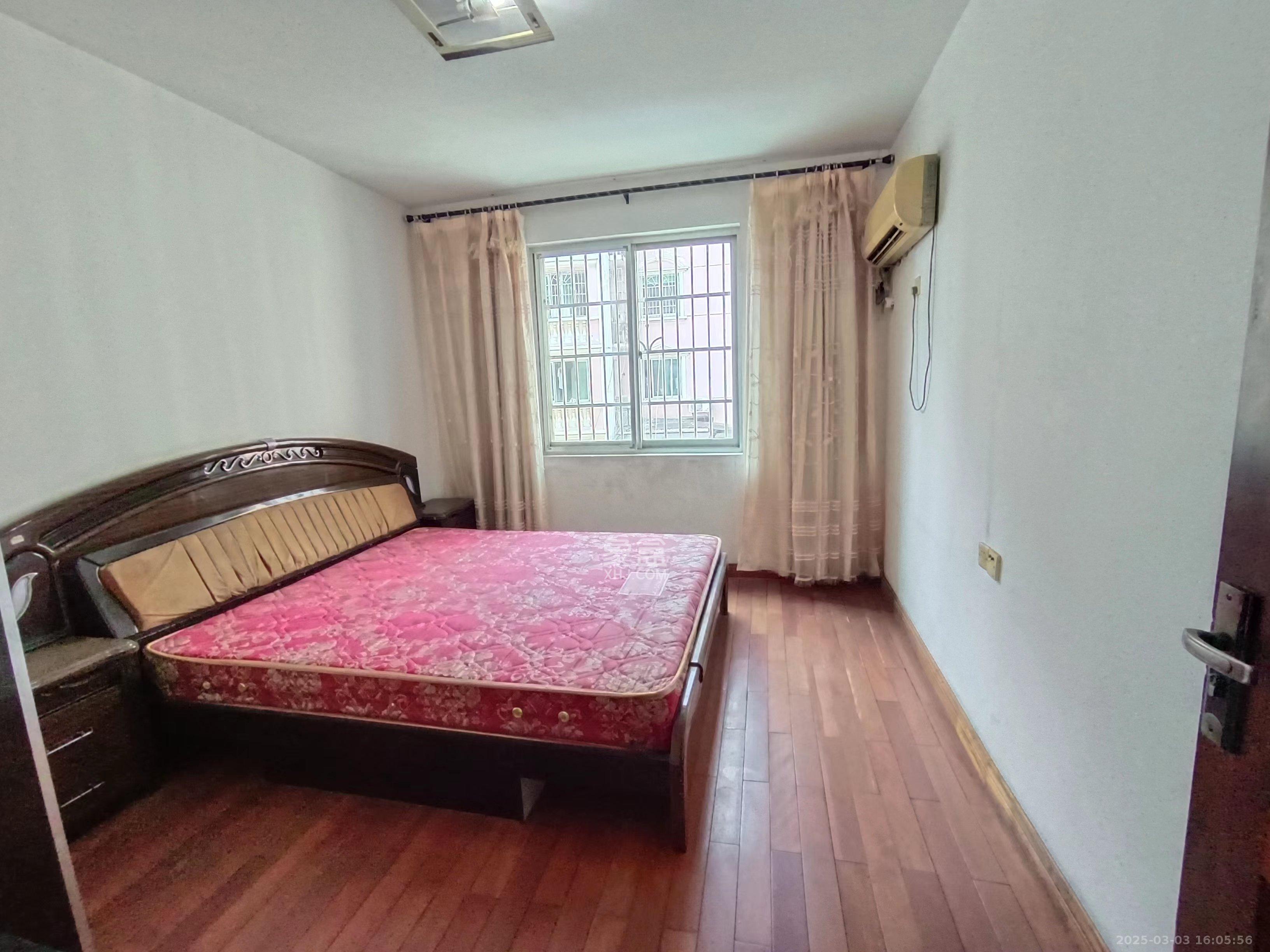 马王堆陶瓷建材新城 3室2厅1卫 2200.0元/月 马王堆陶瓷建材新城 3室2厅1卫 2200.0元/月室内图