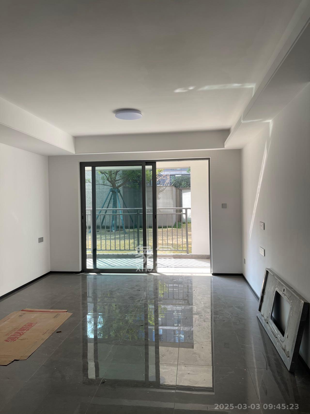 中海寰宇天下 4室2厅2卫 2980.0元/月 中海寰宇天下 4室2厅2卫 2980.0元/月室内图