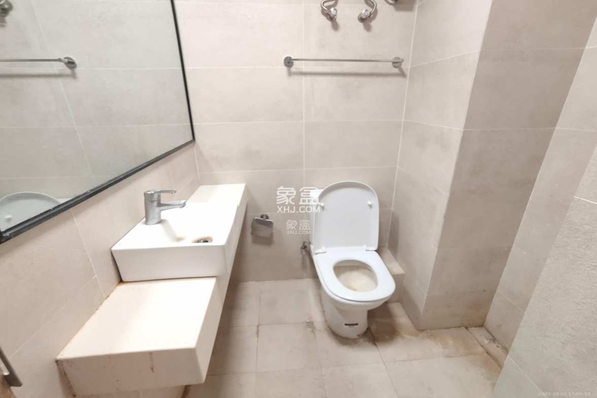 兰亭湾畔 1室1厅1卫 800.0元/月 兰亭湾畔 1室1厅1卫 800.0元/月室内图