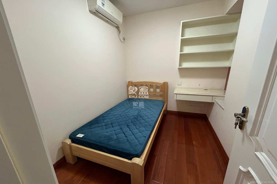 中天广场 2室1厅1卫 3300.0元/月 中天广场 2室1厅1卫 3300.0元/月室内图