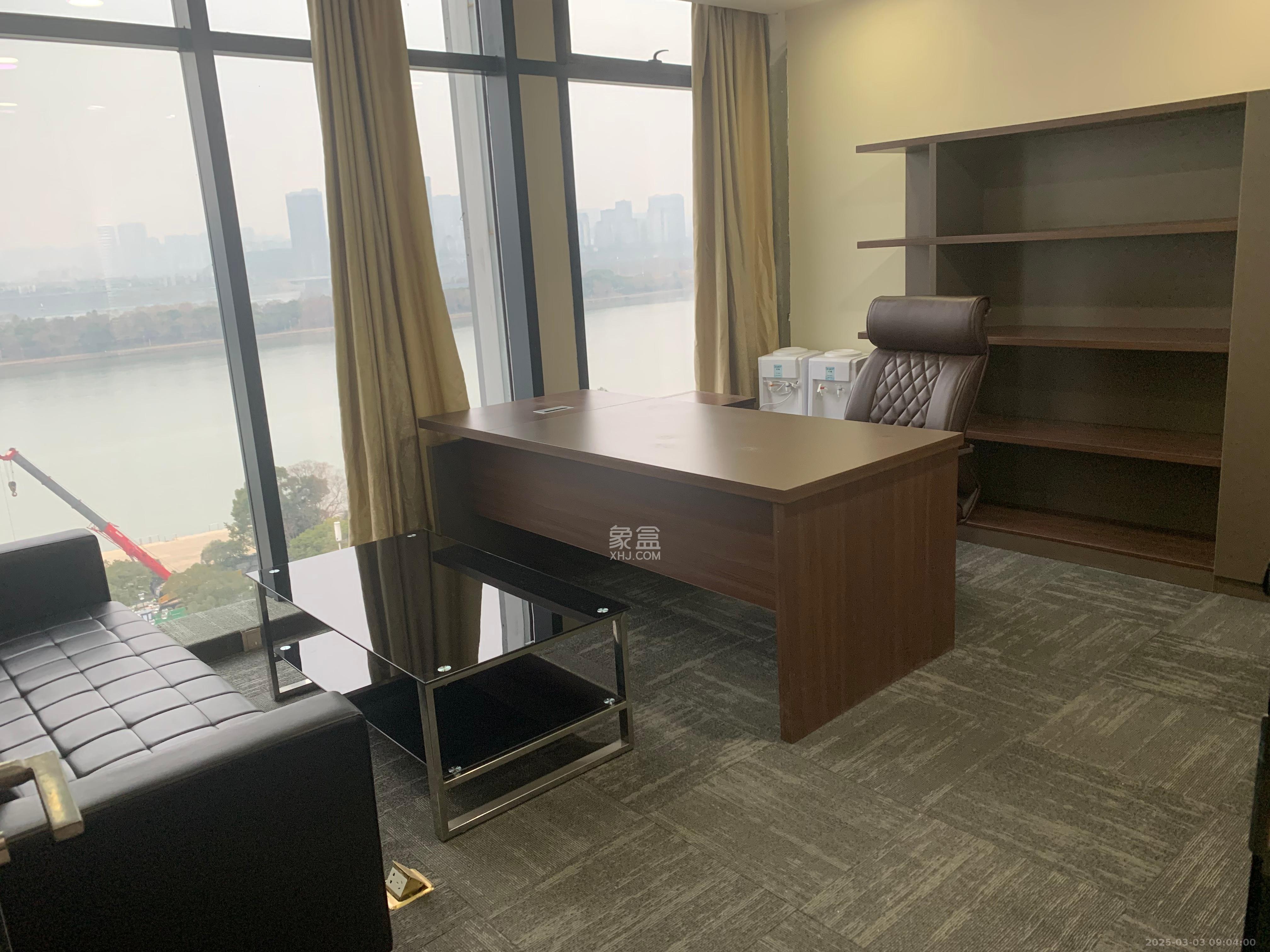萬達廣場   150.0㎡     10000.00元/月室內(nèi)圖