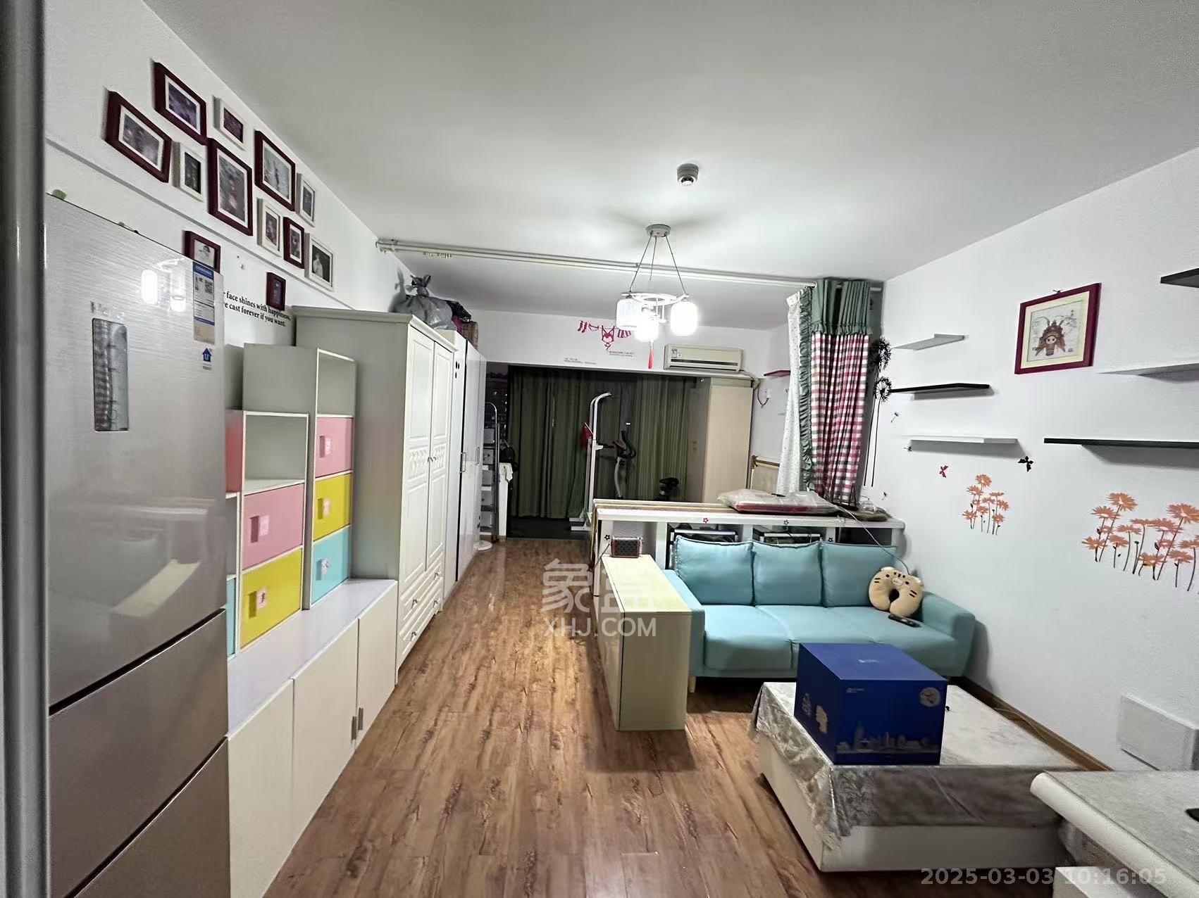 七彩丽都  1室1厅1卫    2000.0元/月 七彩丽都  1室1厅1卫    2000.0元/月室内图