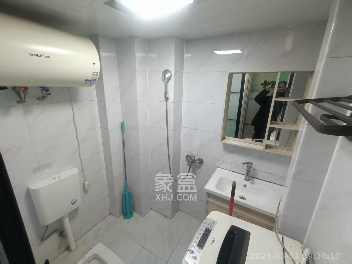 中山大厦（广阔大厦）  2室1厅1卫   2300.00元/月室内图