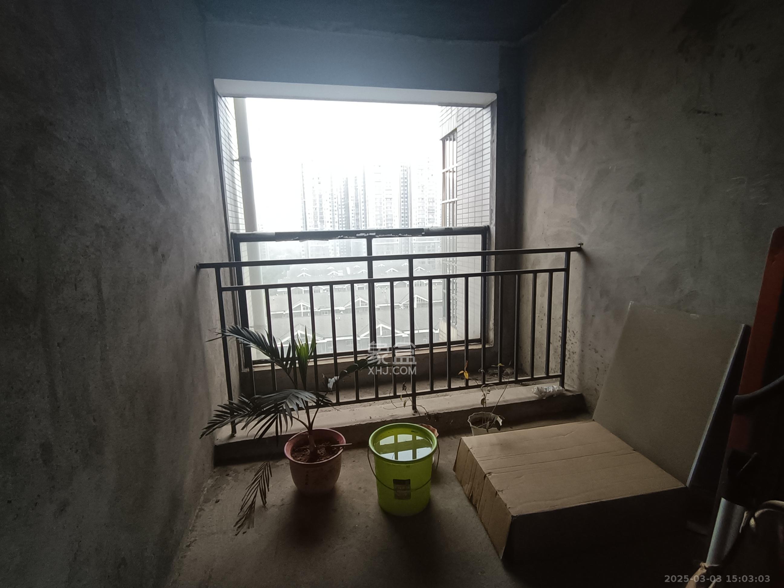 花样年华 3室2厅1卫 1000.0元/月 花样年华 3室2厅1卫 1000.0元/月室内图