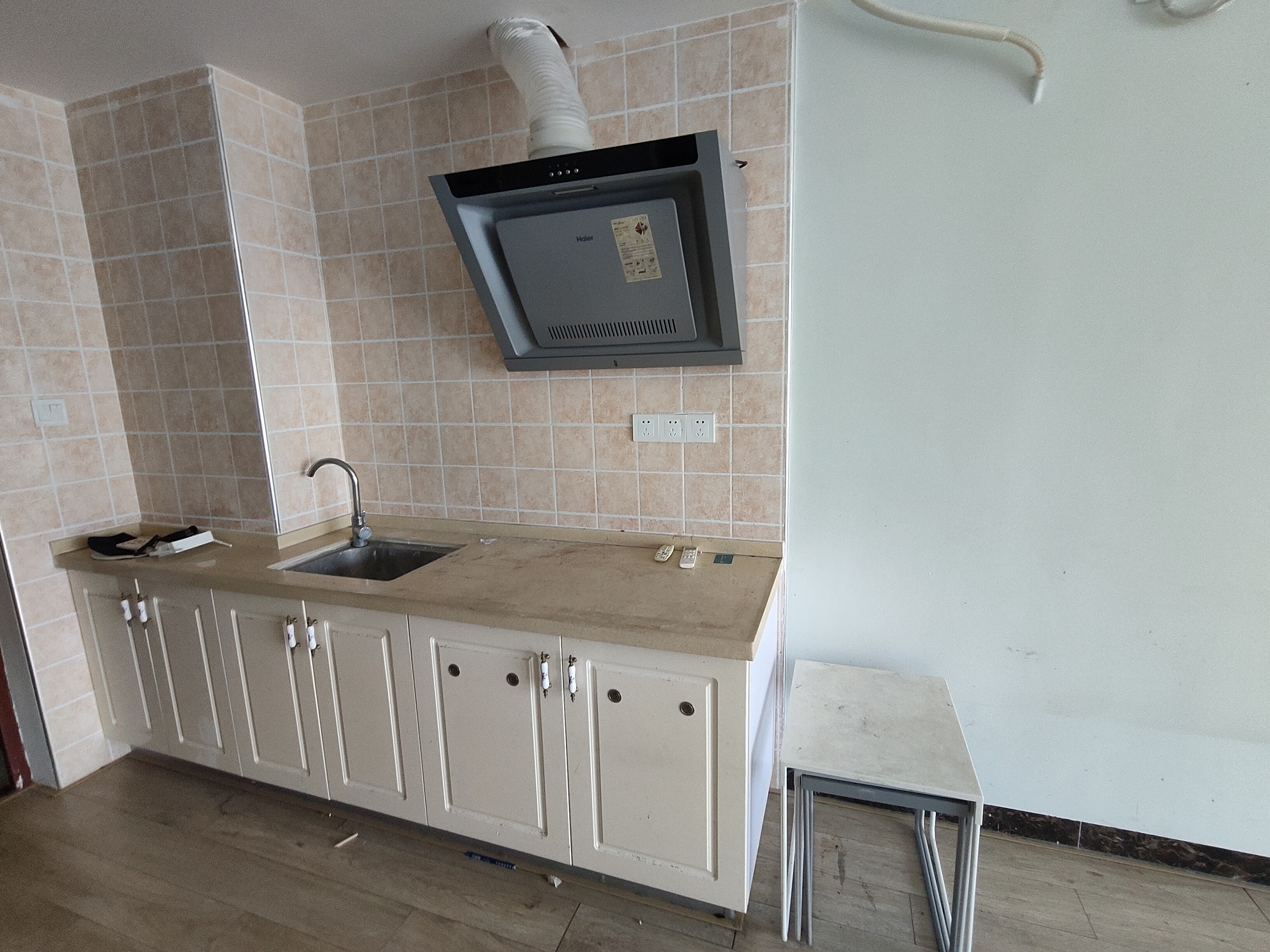 金城SOHO(海岸金城金城国际) 1室0厅1卫 2300.0元/月 金城SOHO(海岸金城金城国际) 1室0厅1卫 2300.0元/月室内图