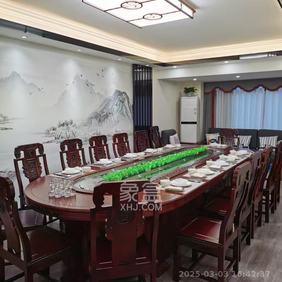 阳光嘉园  4室2厅3卫   13000.00元/月室内图