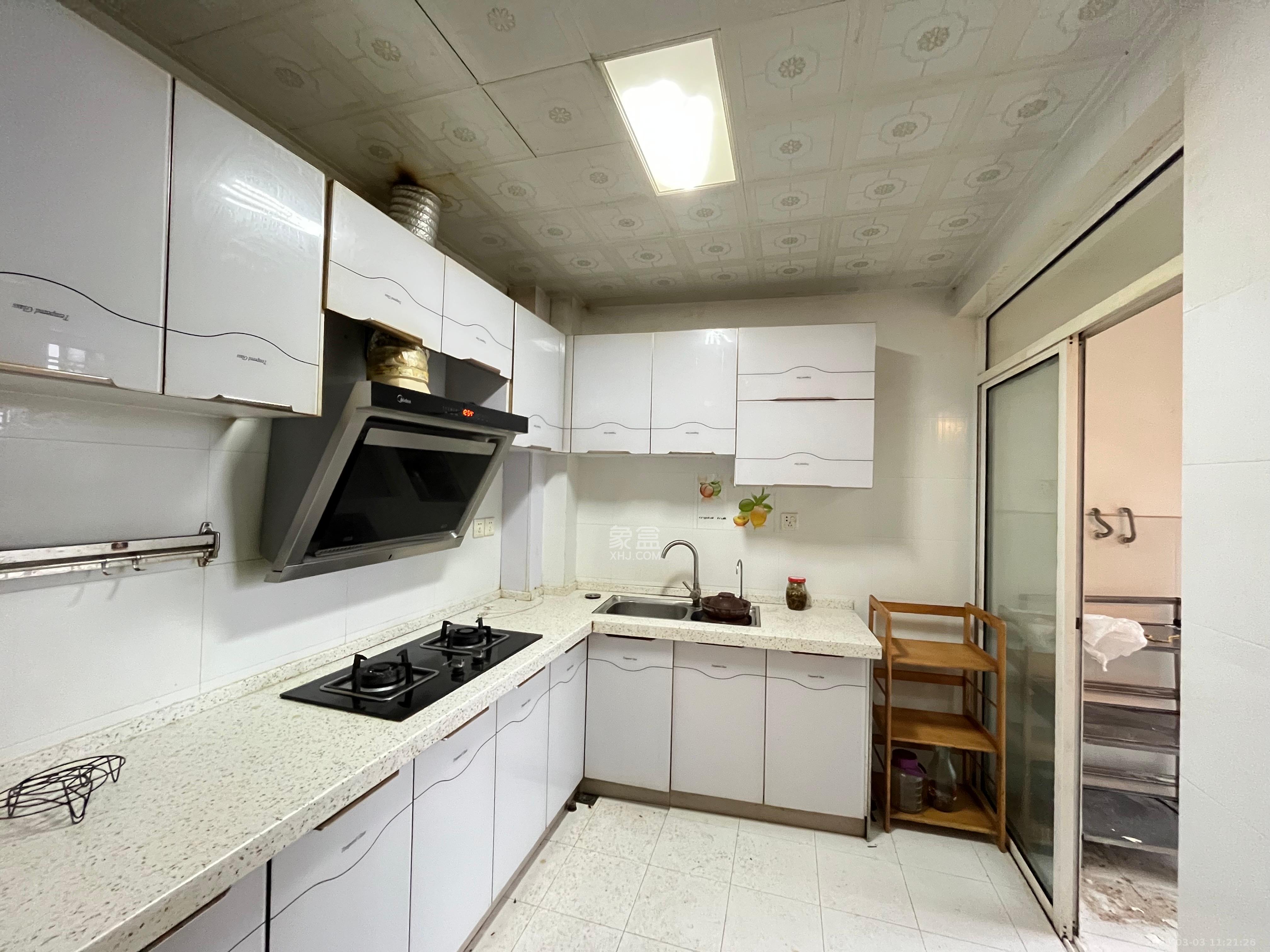 中建桂苑  3室2厅2卫   2100.00元/月室内图