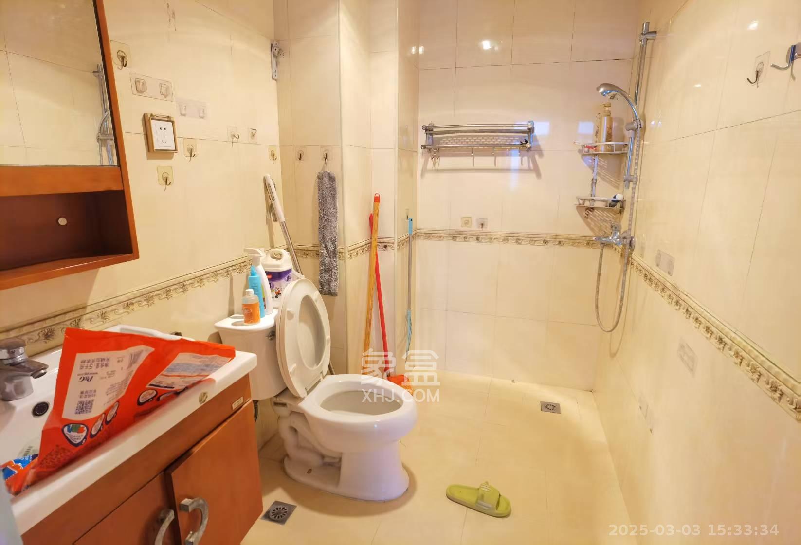 环宇天地、中海地产(中信城市广场二期) 2室1厅1卫 1800.0元/月 环宇天地、中海地产(中信城市广场二期) 2室1厅1卫 1800.0元/月室内图