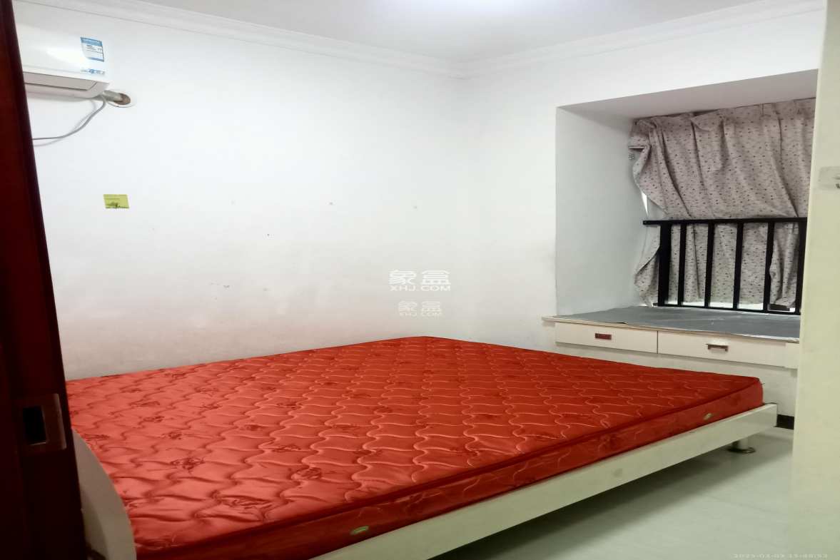 水岸世景  3室2厅1卫    1700.0元/月 水岸世景  3室2厅1卫    1700.0元/月室内图