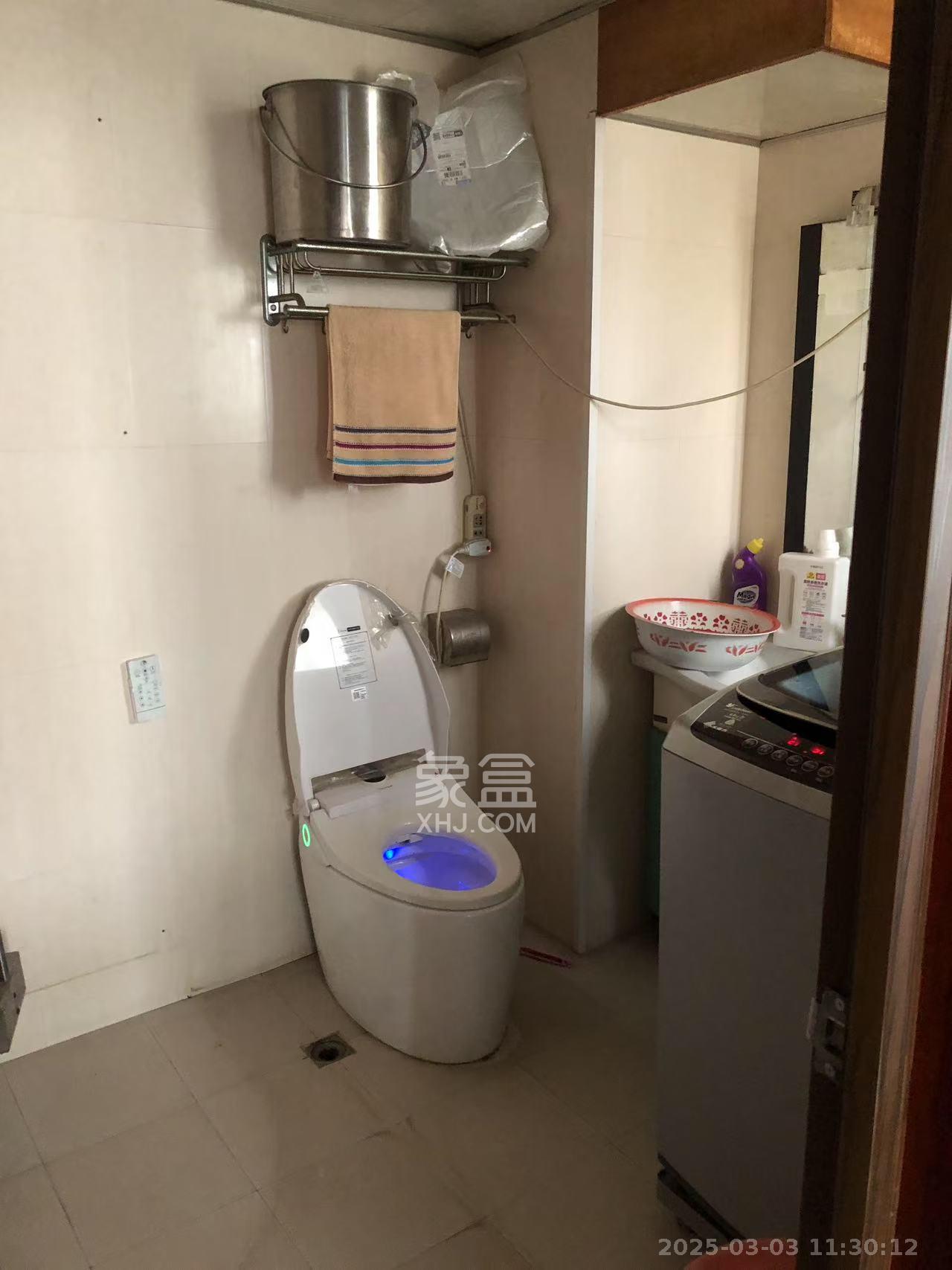 楚天家园 3室2厅1卫 2000.0元/月 楚天家园 3室2厅1卫 2000.0元/月室内图