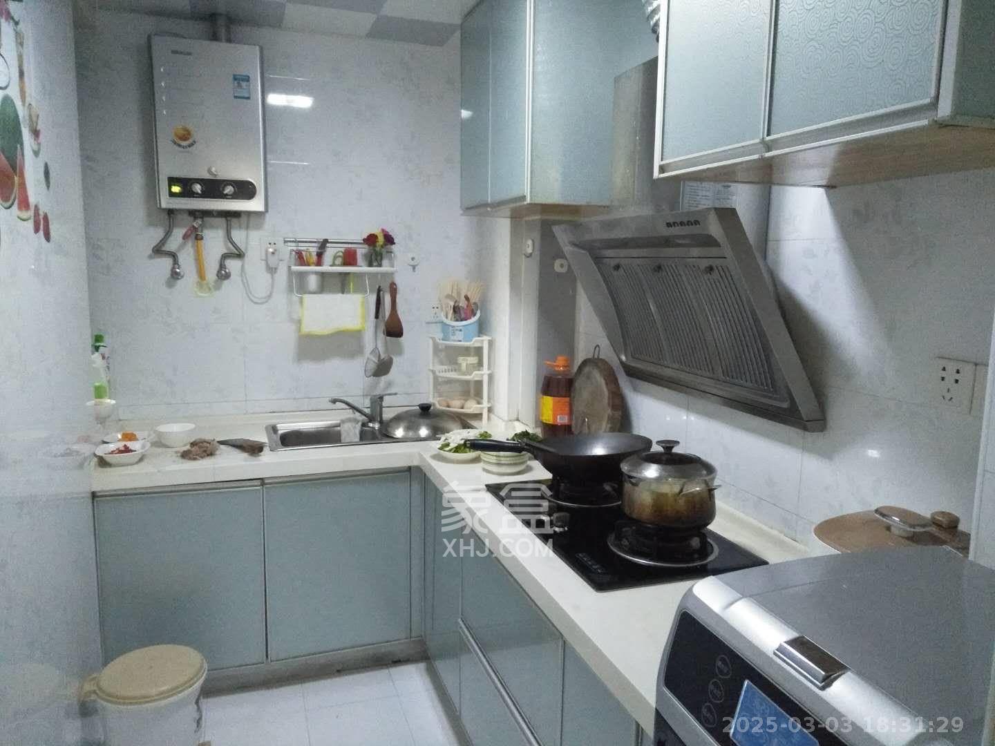 东玺门  2室2厅1卫   2500.00元/月室内图