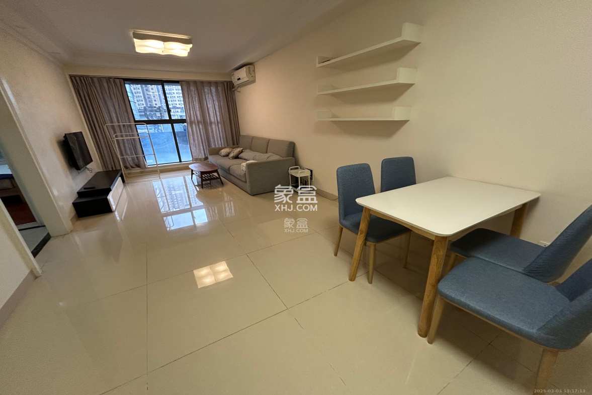 中天广场 2室1厅1卫 3300.0元/月 中天广场 2室1厅1卫 3300.0元/月室内图