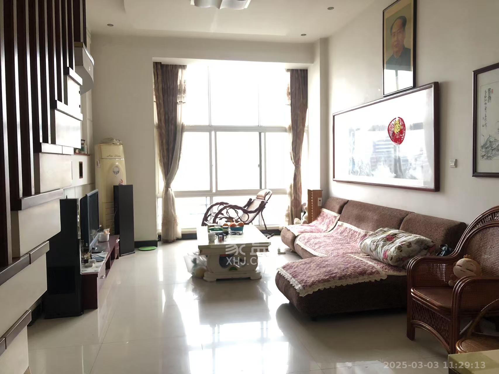 楚天家园 3室2厅1卫 2000.0元/月 楚天家园 3室2厅1卫 2000.0元/月室内图