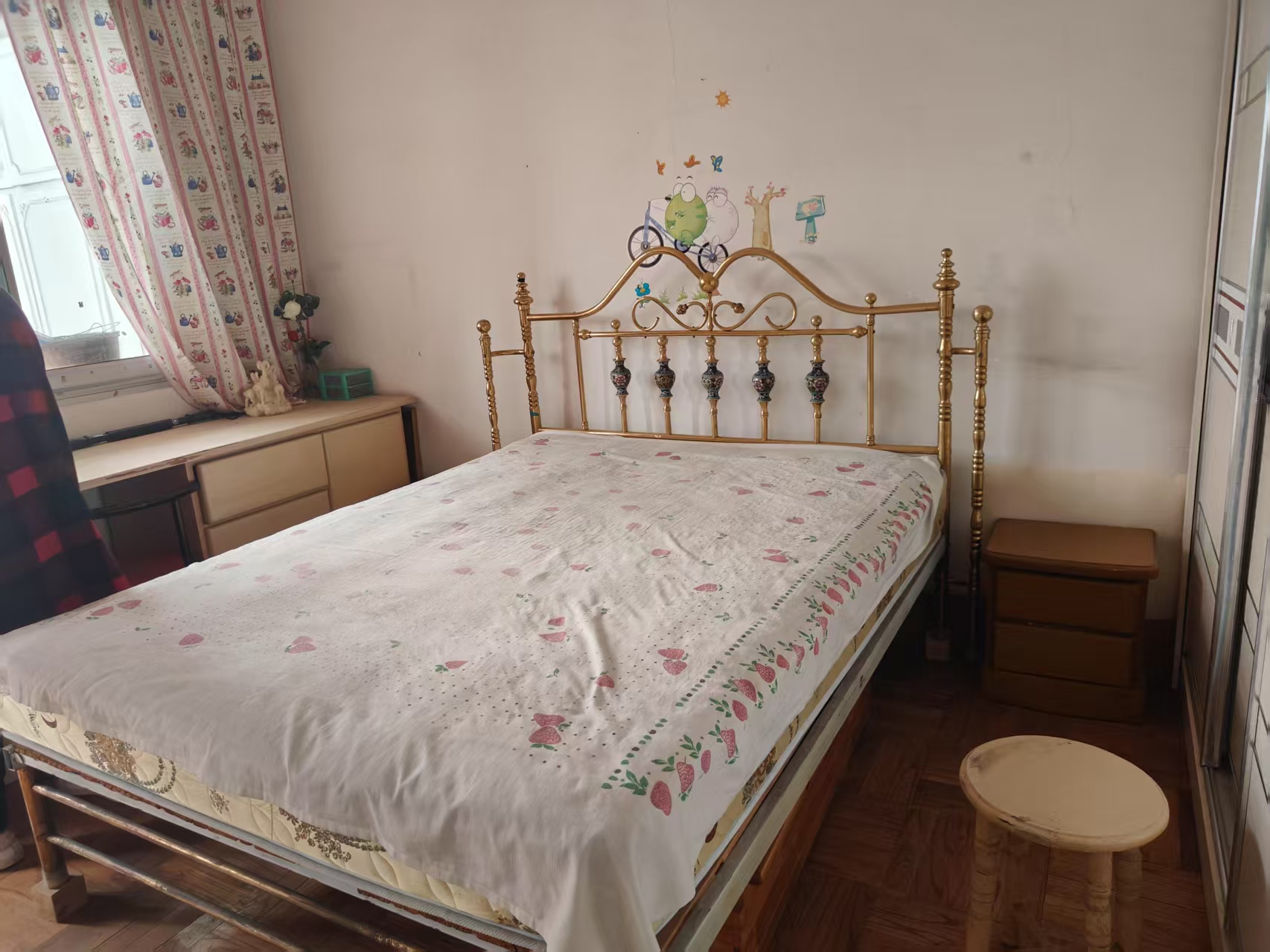 虎形山社区  1室2厅1卫    500.0元/月 虎形山社区  1室2厅1卫    500.0元/月户型图