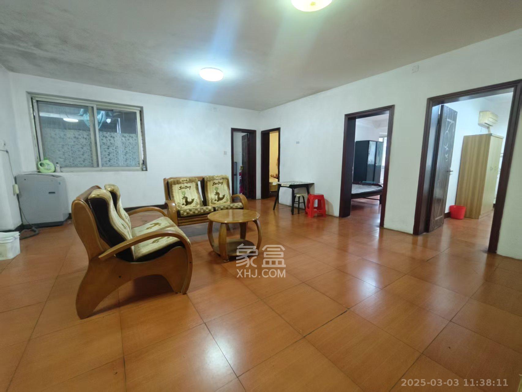 天龙花园 3室1厅1卫 1800.0元/月 天龙花园 3室1厅1卫 1800.0元/月室内图