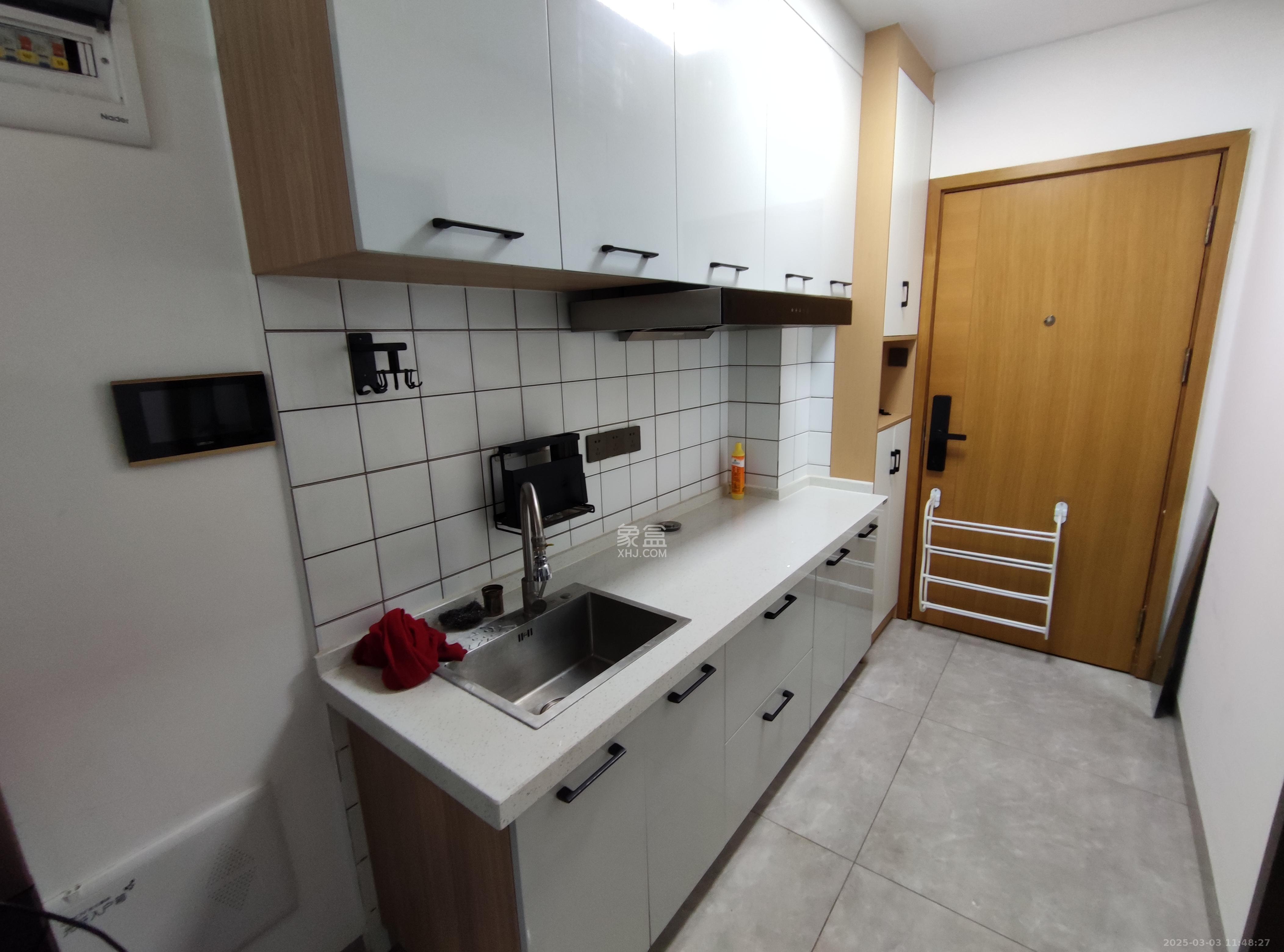 明昇壹城(明昇时代广场)三期 1室1厅1卫 1700.0元/月 明昇壹城(明昇时代广场)三期 1室1厅1卫 1700.0元/月室内图