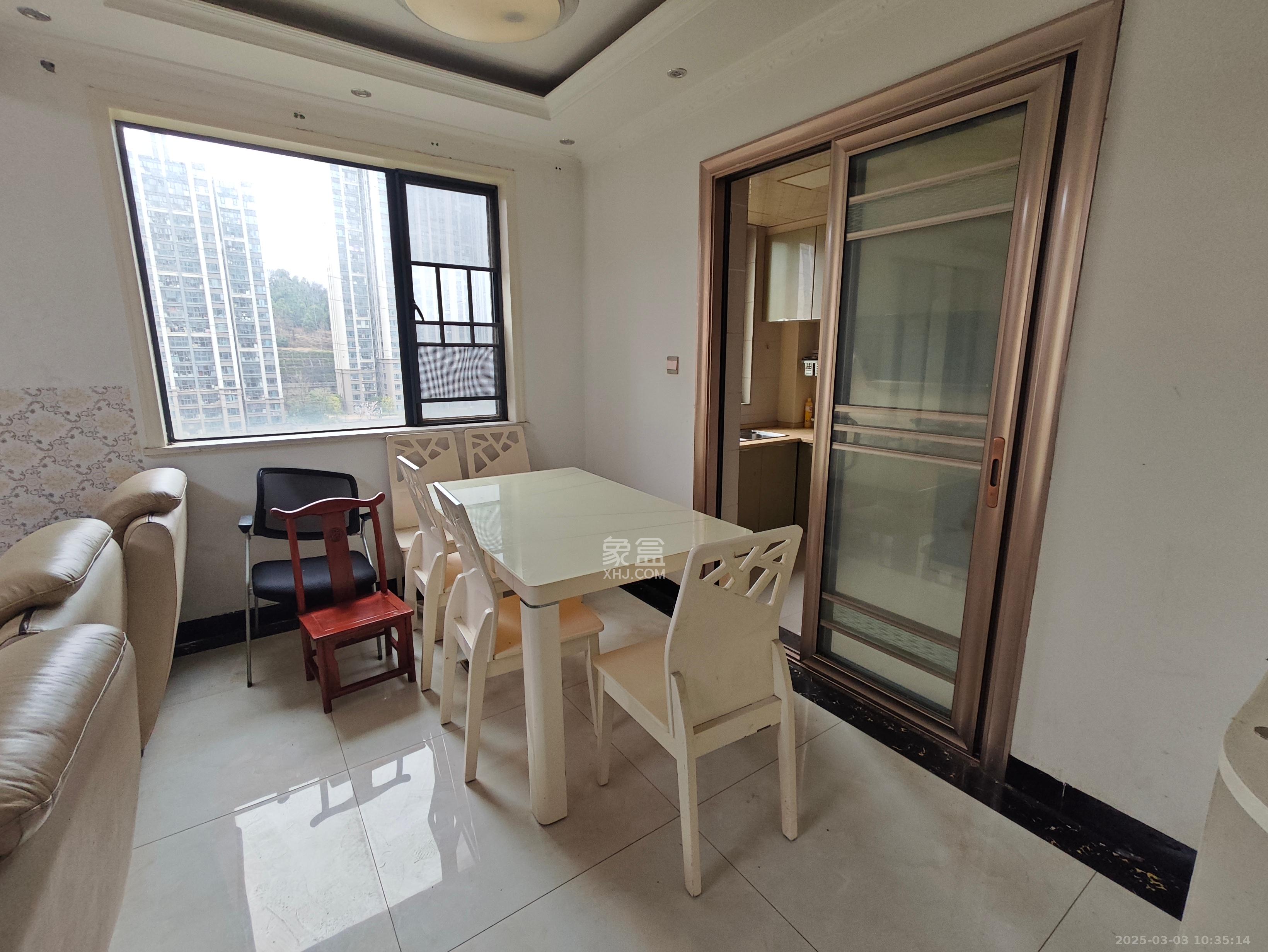 中建麓山和苑 3室2厅1卫 1800.0元/月 中建麓山和苑 3室2厅1卫 1800.0元/月室内图