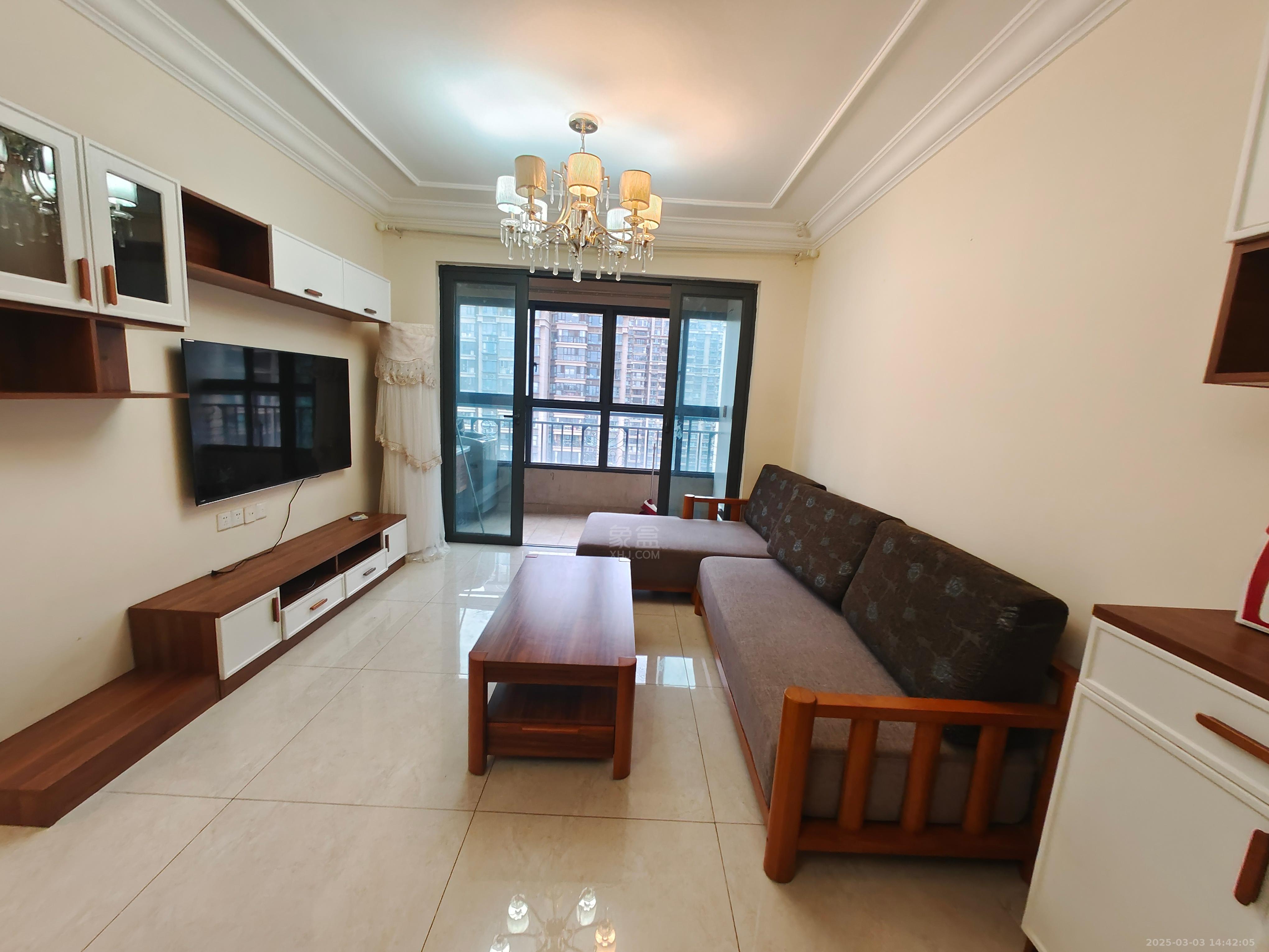 恒大华府 3室2厅2卫 1800.0元/月 恒大华府 3室2厅2卫 1800.0元/月室内图