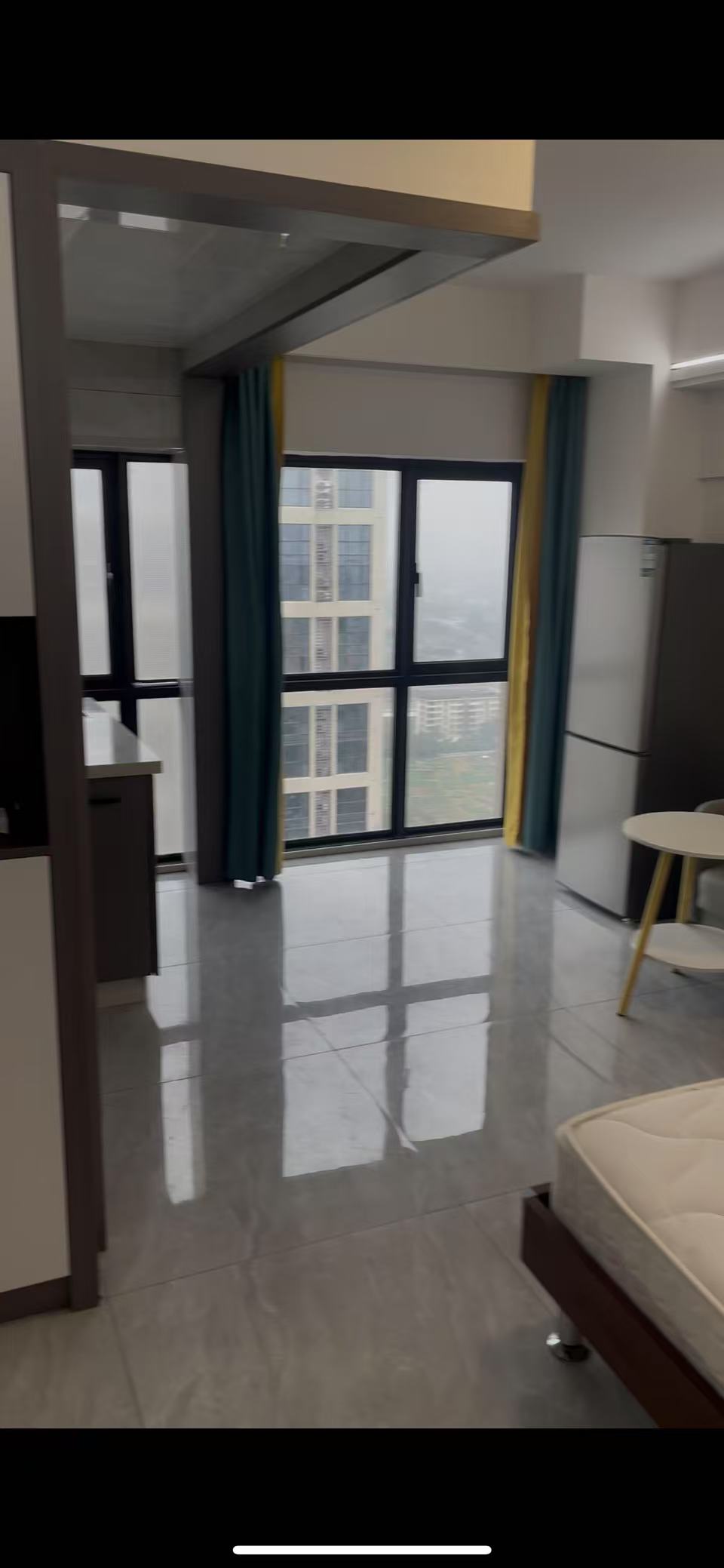 和瑞欢乐城二期 1室1厅1卫 1400.0元/月 和瑞欢乐城二期 1室1厅1卫 1400.0元/月室内图