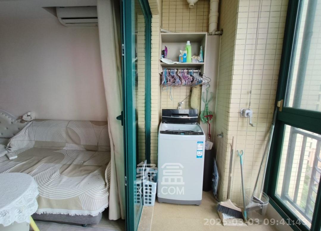 恒大翡翠华庭  1室1厅1卫    1400.0元/月室内图